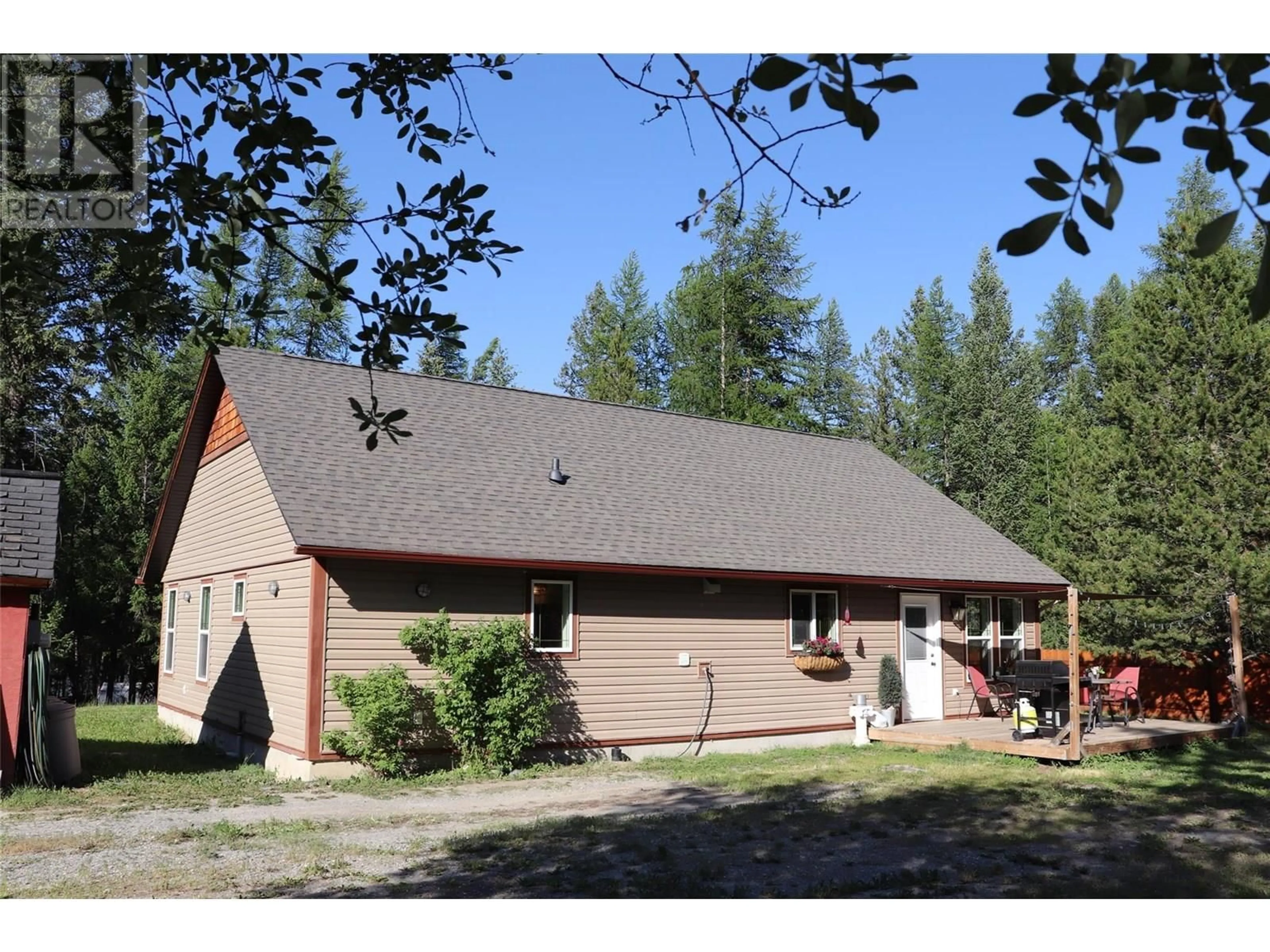 Home with vinyl exterior material, unknown for 2053 HARRIS ROAD, Cranbrook British Columbia V1C6V3