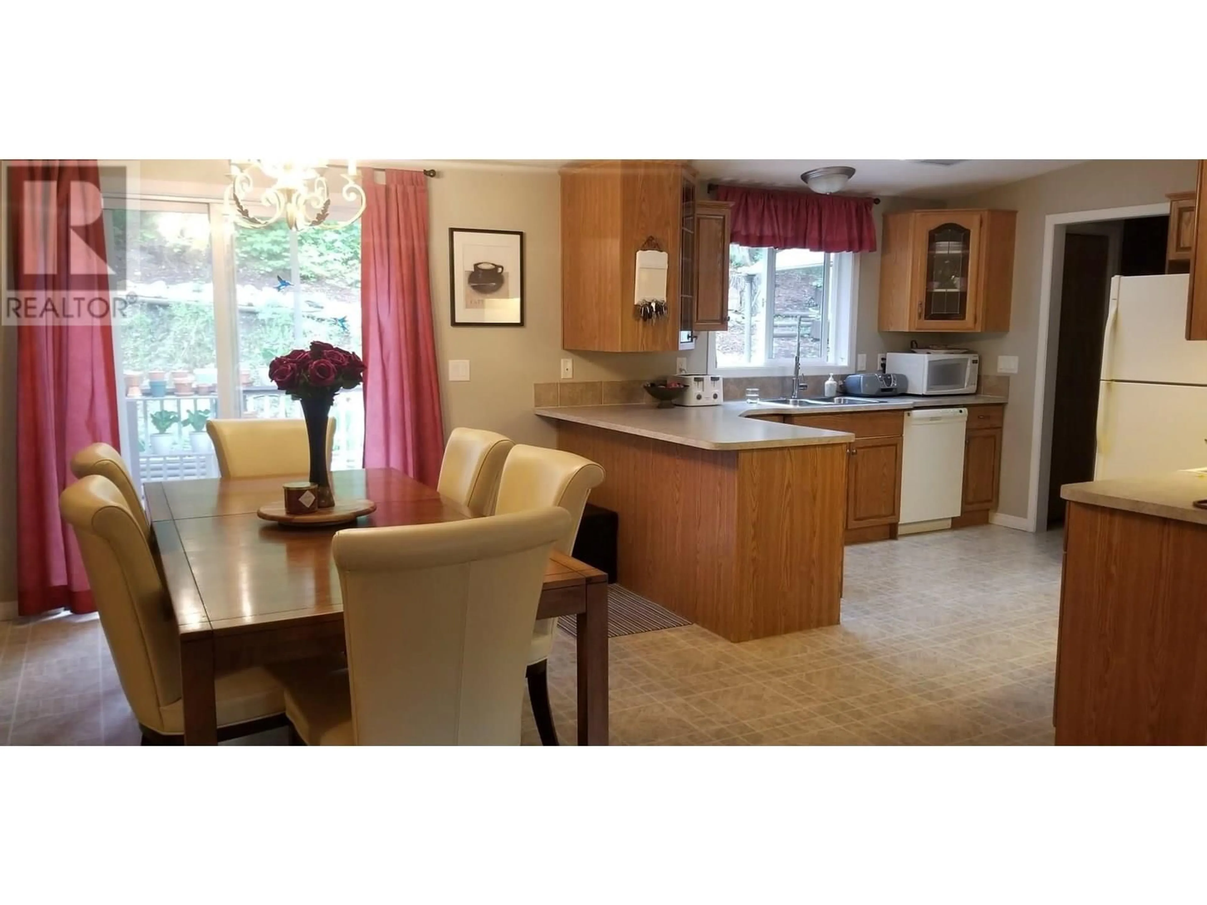 Open concept kitchen, unknown for 9000 HUMMINGBIRD DRIVE, Swansea Point British Columbia V0E2K2