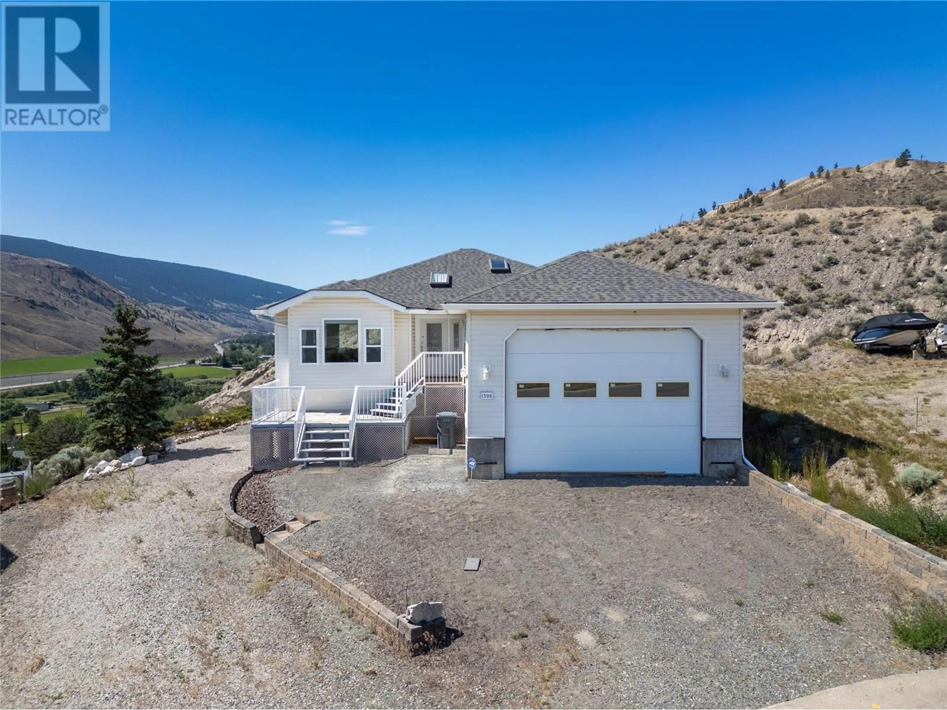 Home with vinyl exterior material, unknown for 1396 SEMLIN DRIVE, Cache Creek British Columbia V0K1H0