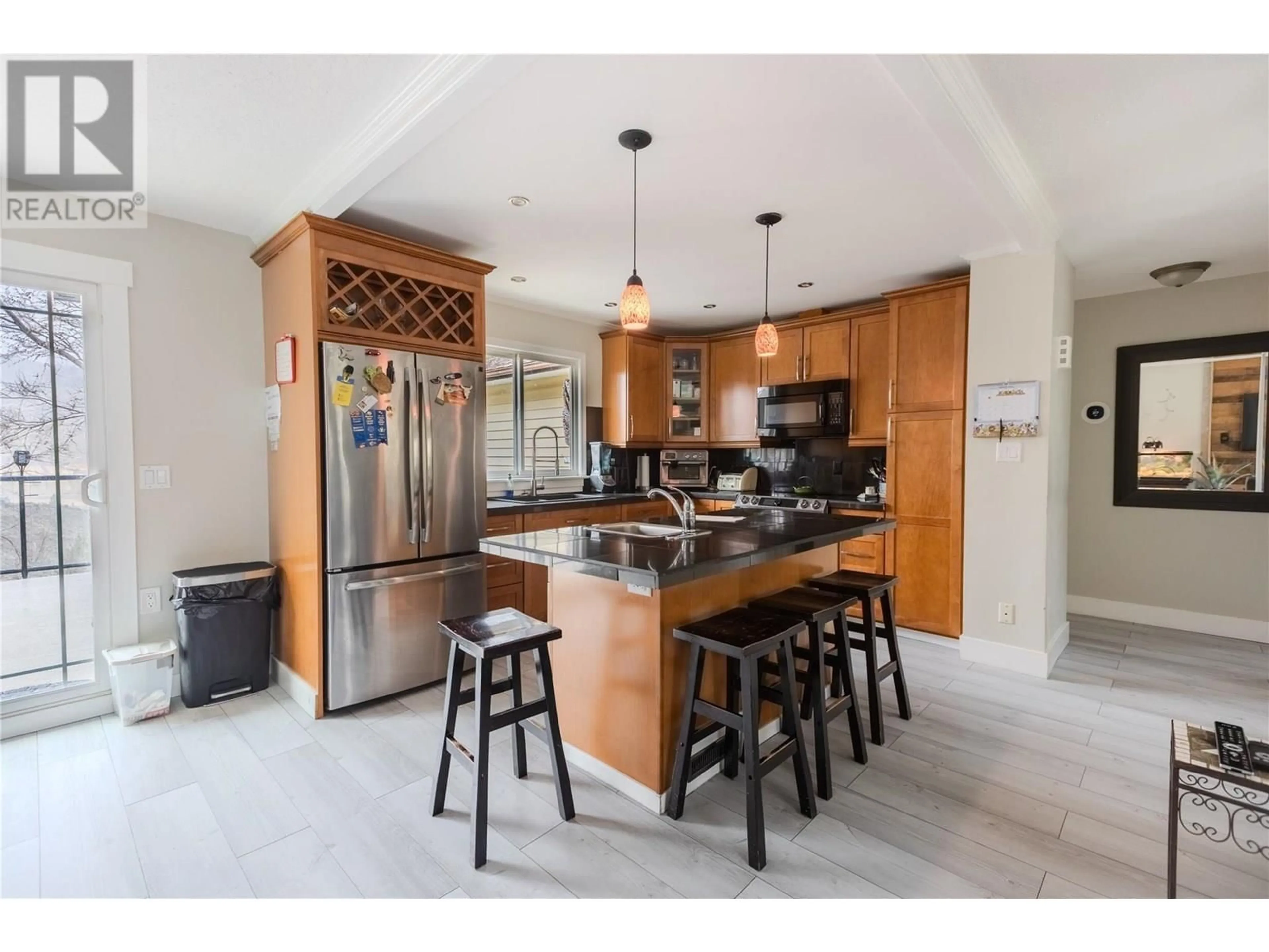 Open concept kitchen, ceramic/tile floor for 5400 MORRIS PLACE, Kamloops British Columbia V2C5S3