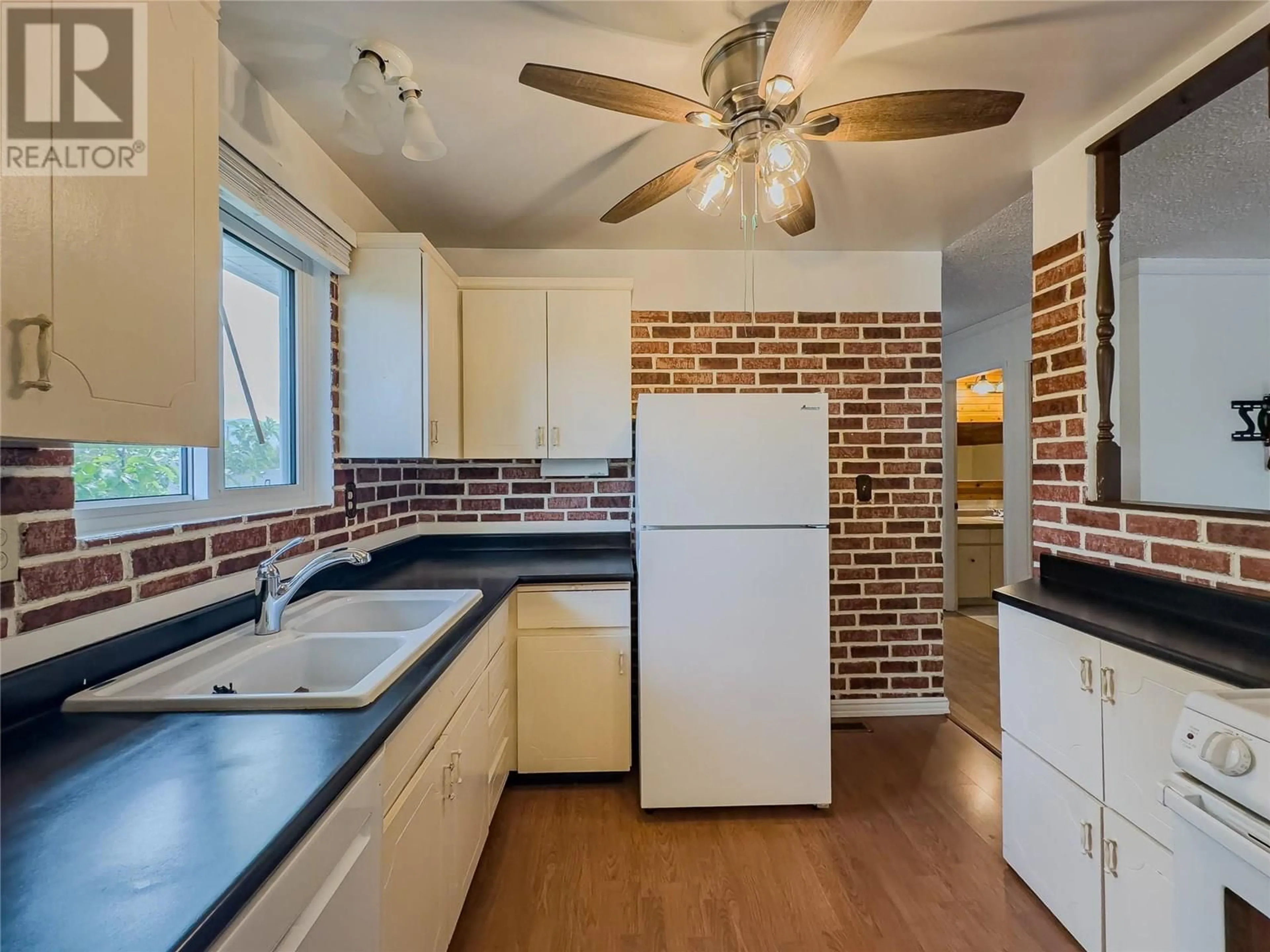 Unknown for 282 WALNUT AVENUE, Kamloops British Columbia V2B1K3