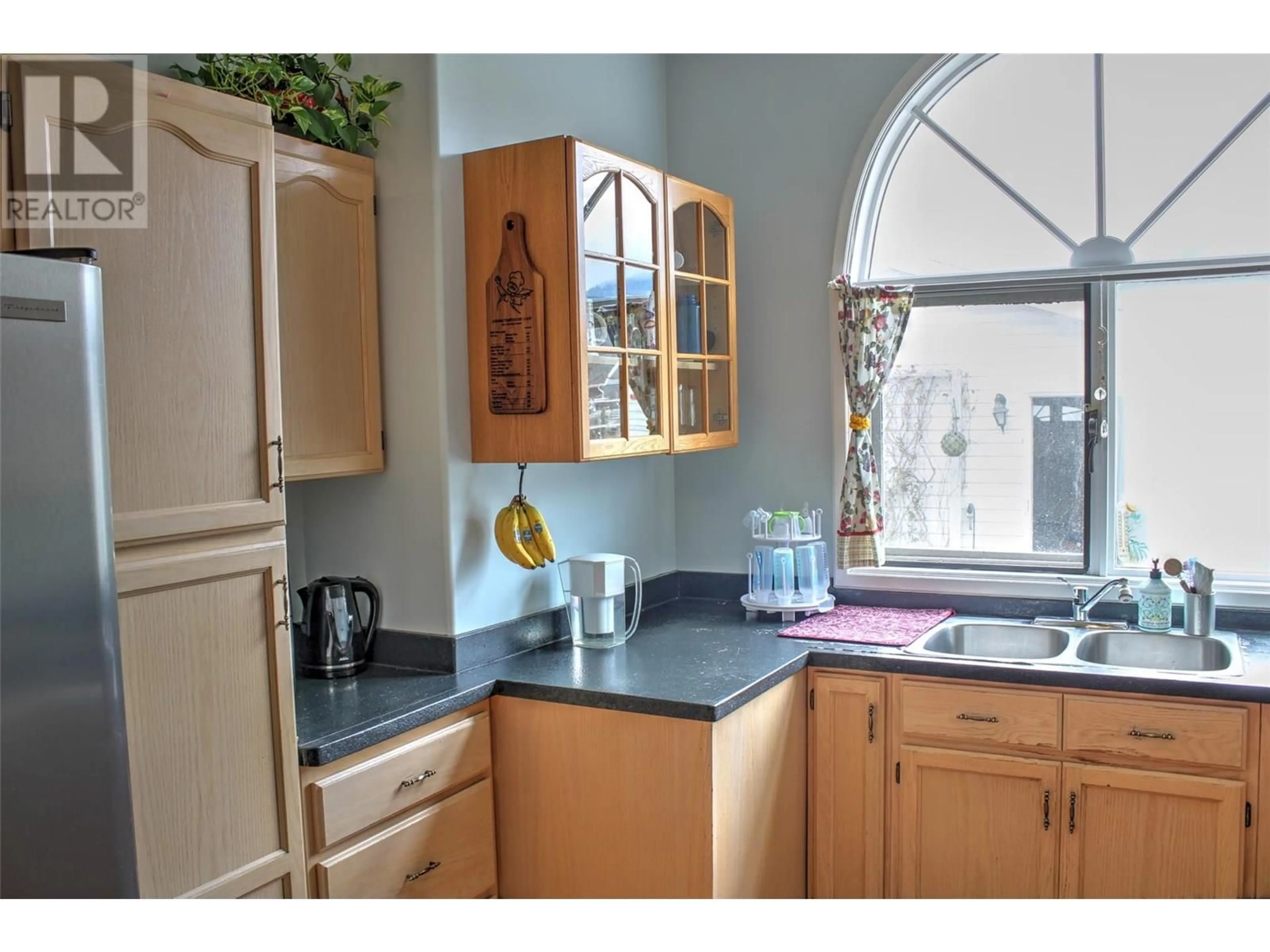 Standard kitchen, ceramic/tile floor for 1142 THOMPSON AVENUE, Chase British Columbia V0E1M0