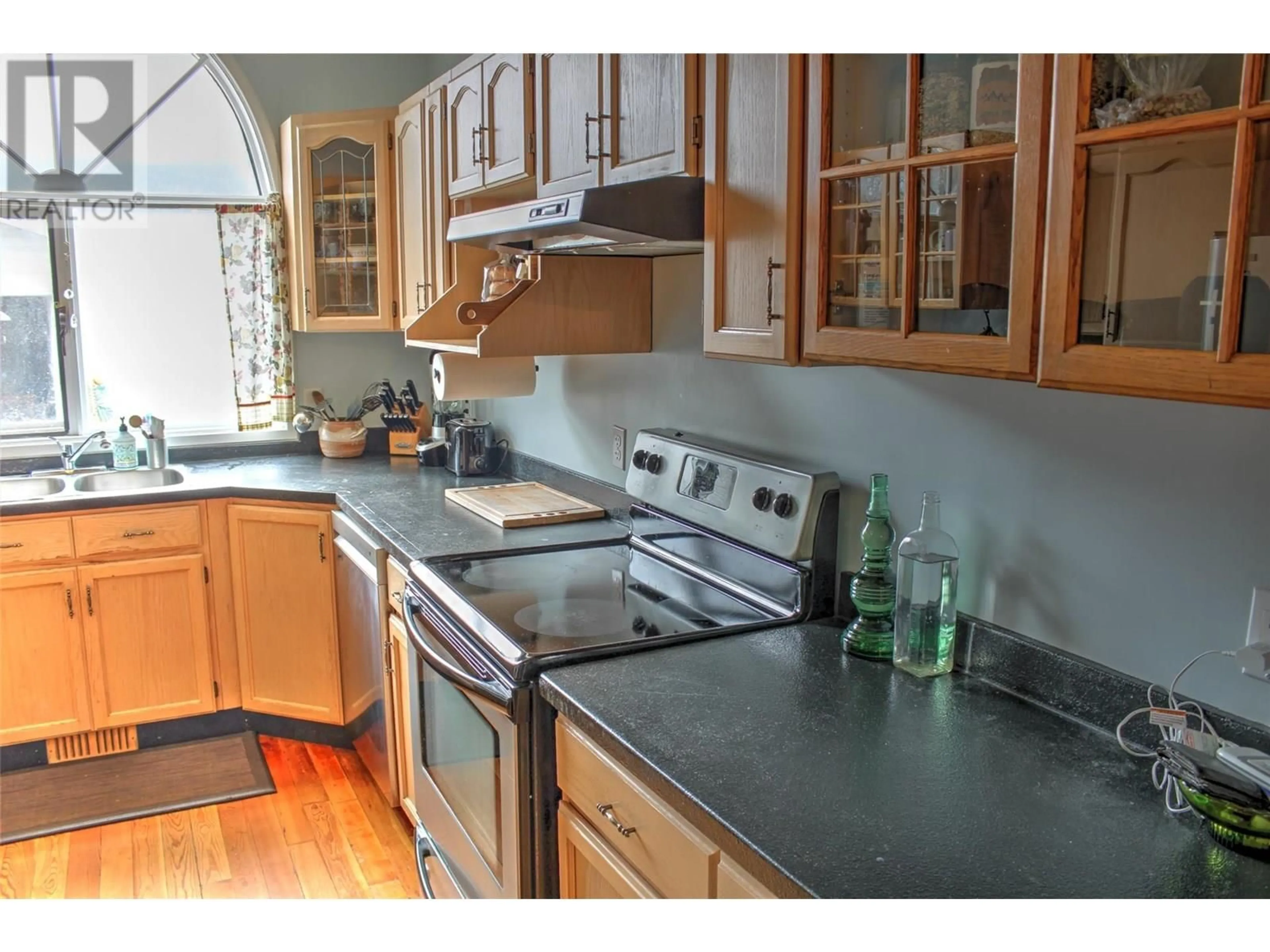 Standard kitchen, unknown for 1142 THOMPSON AVENUE, Chase British Columbia V0E1M0