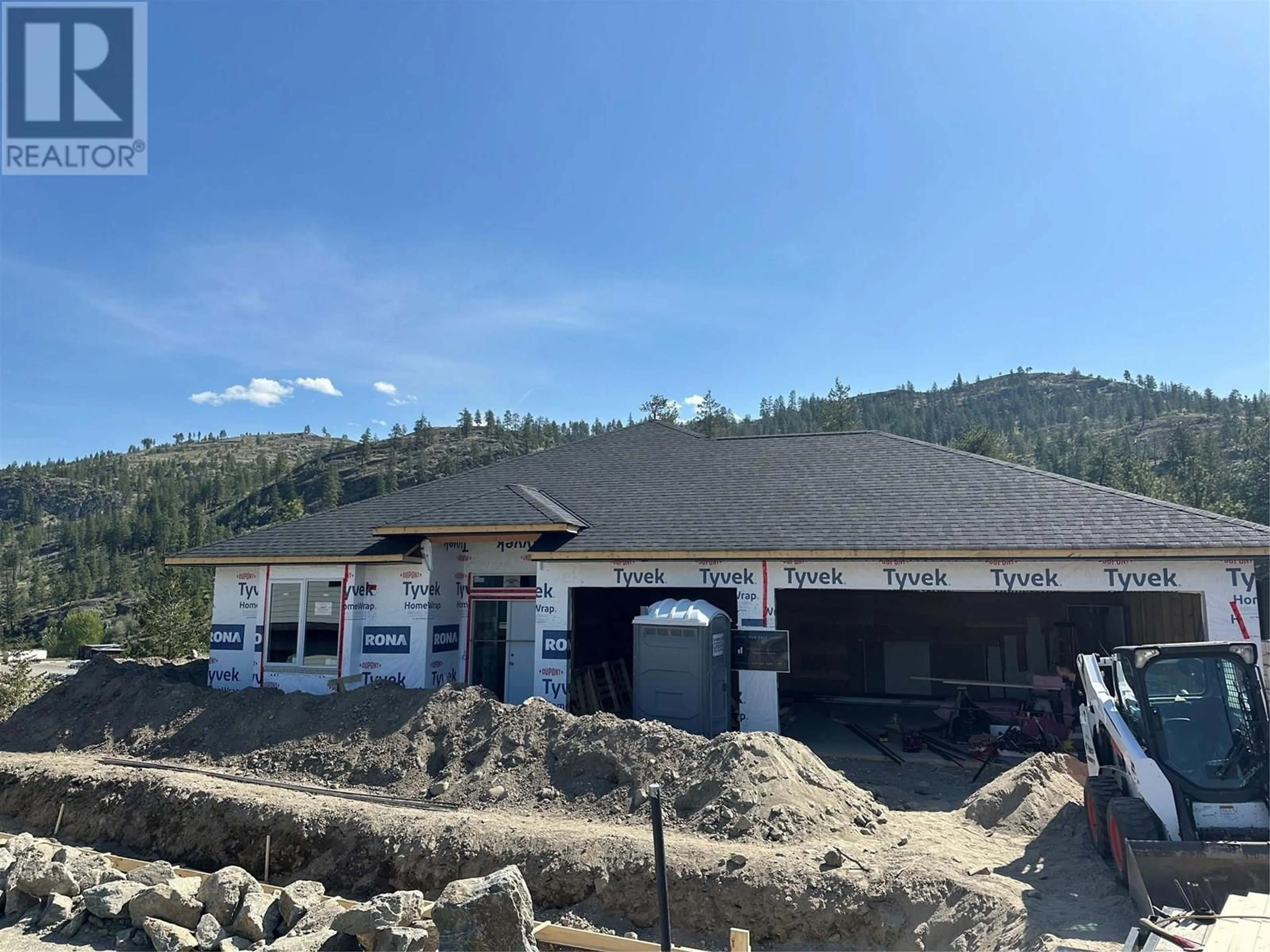 Home with vinyl exterior material, building for 3312 EVERGREEN DRIVE, Penticton British Columbia V2A0H9