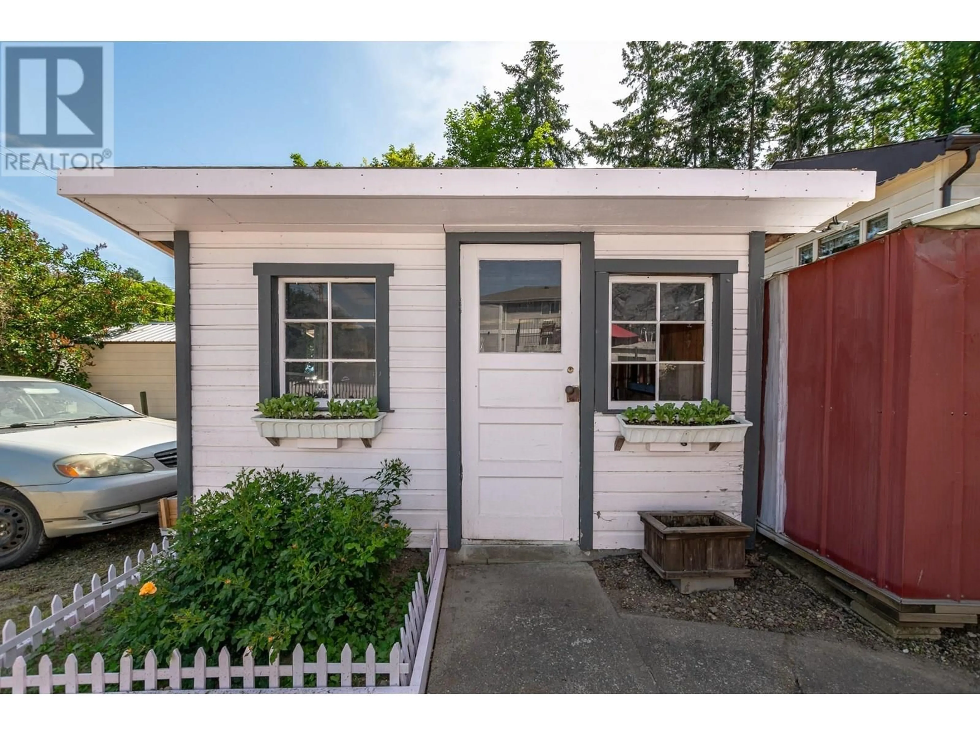 Unknown for 571 1 AVENUE SOUTHEAST, Salmon Arm British Columbia V1E1J7