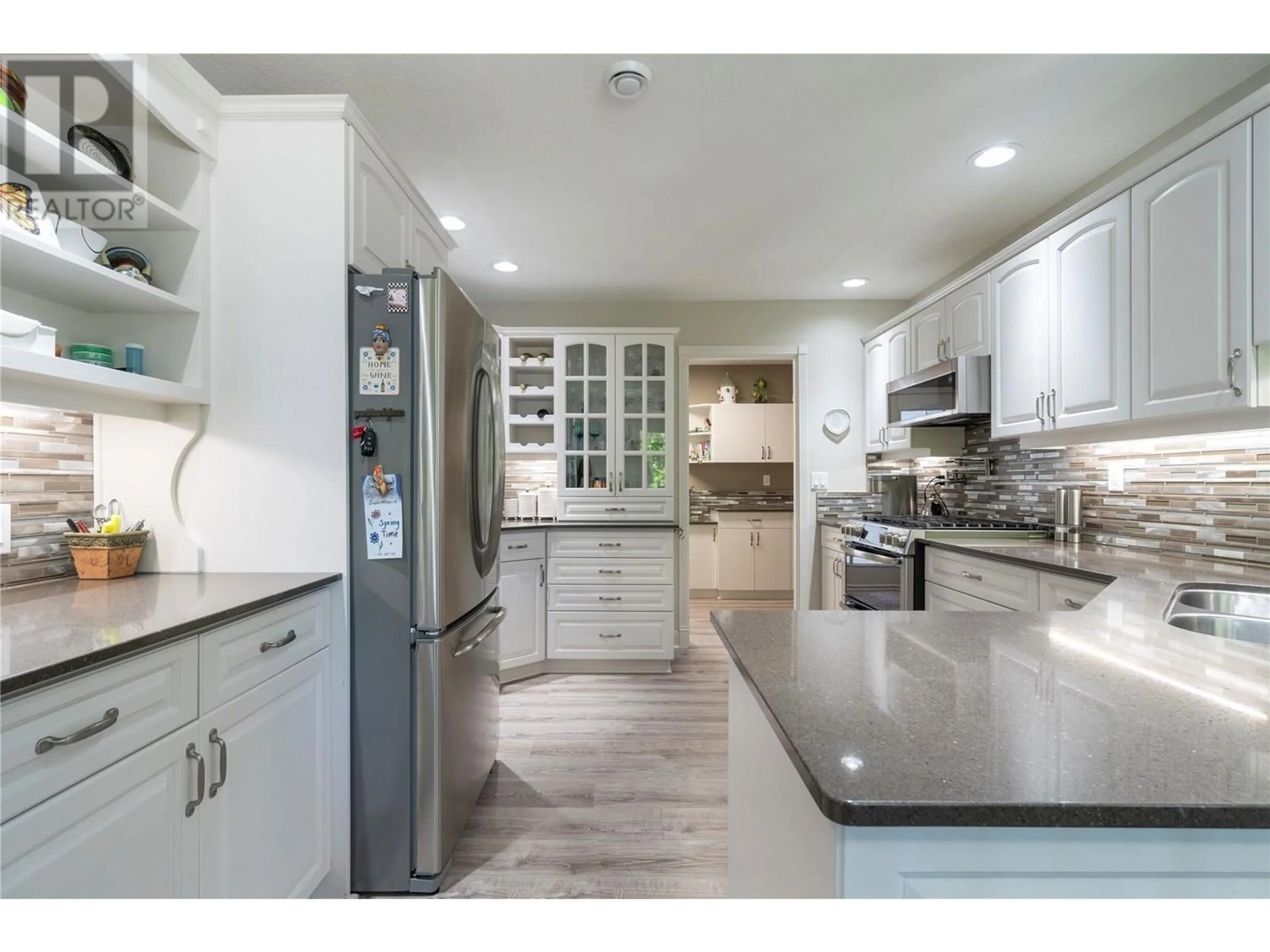 Open concept kitchen, ceramic/tile floor for 1047 SCOTCH CREEK WHARF ROAD, Scotch Creek British Columbia V0E1M5