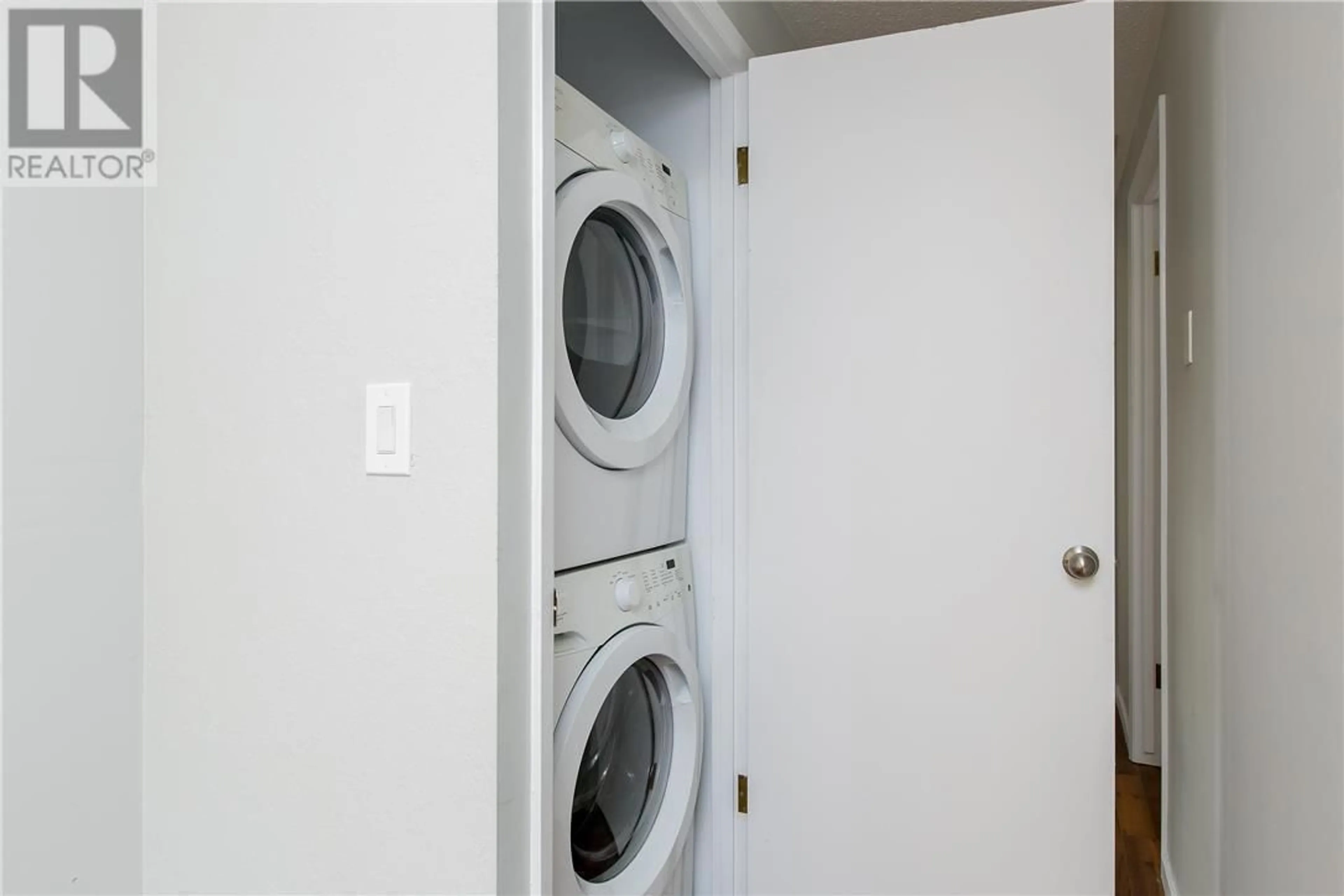 Laundry room for 130 DYSART ROAD, Kelowna British Columbia V1X3R1