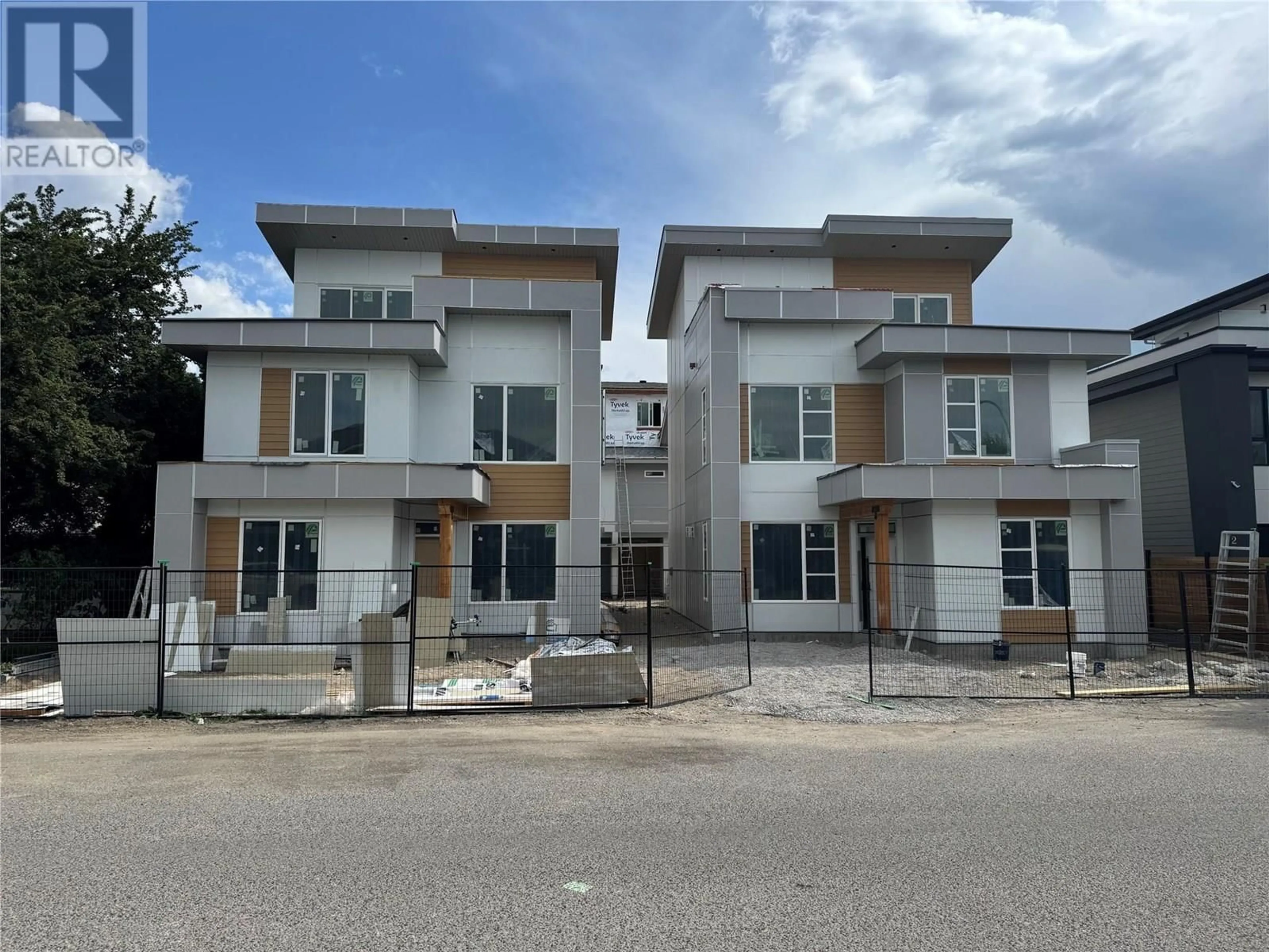 Unknown for 751 PATTERSON AVENUE, Kelowna British Columbia V1Y5C9
