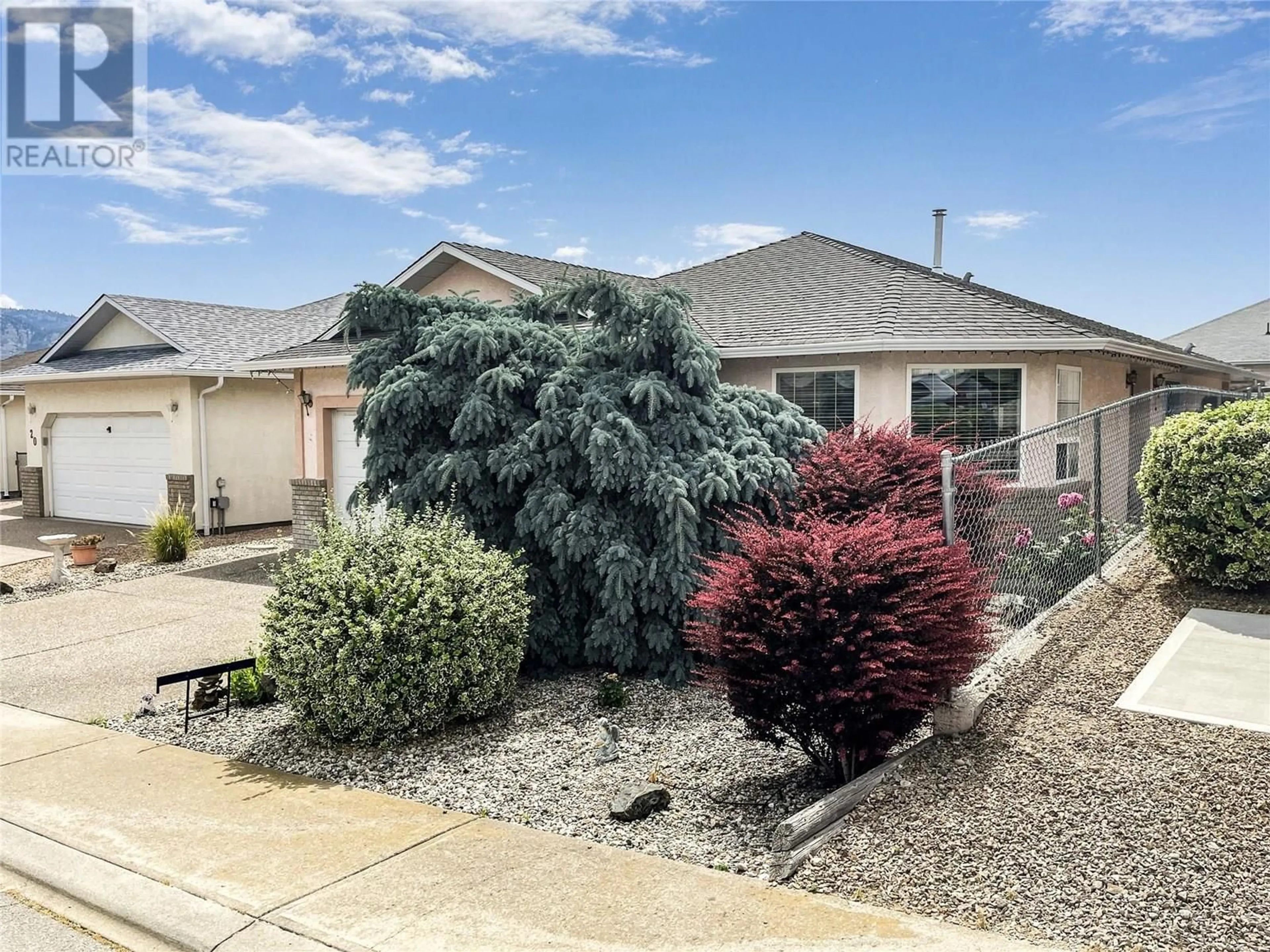 A pic from outside/outdoor area/front of a property/back of a property/a pic from drone, street for 22 SANDPIPER PLACE, Osoyoos British Columbia V0H1V5