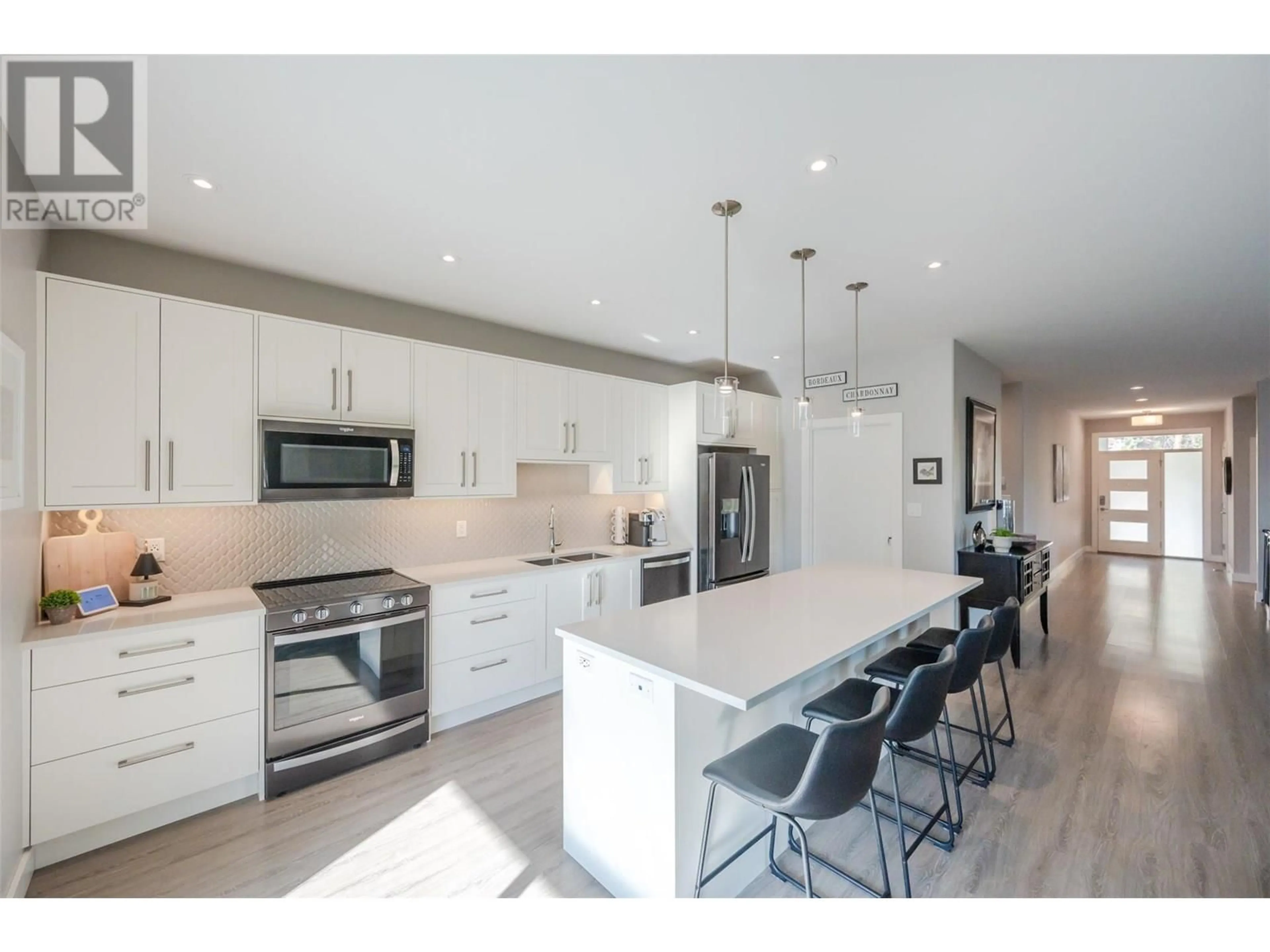 Open concept kitchen, unknown for 2749 EVERGREEN DRIVE, Penticton British Columbia V2A8L5