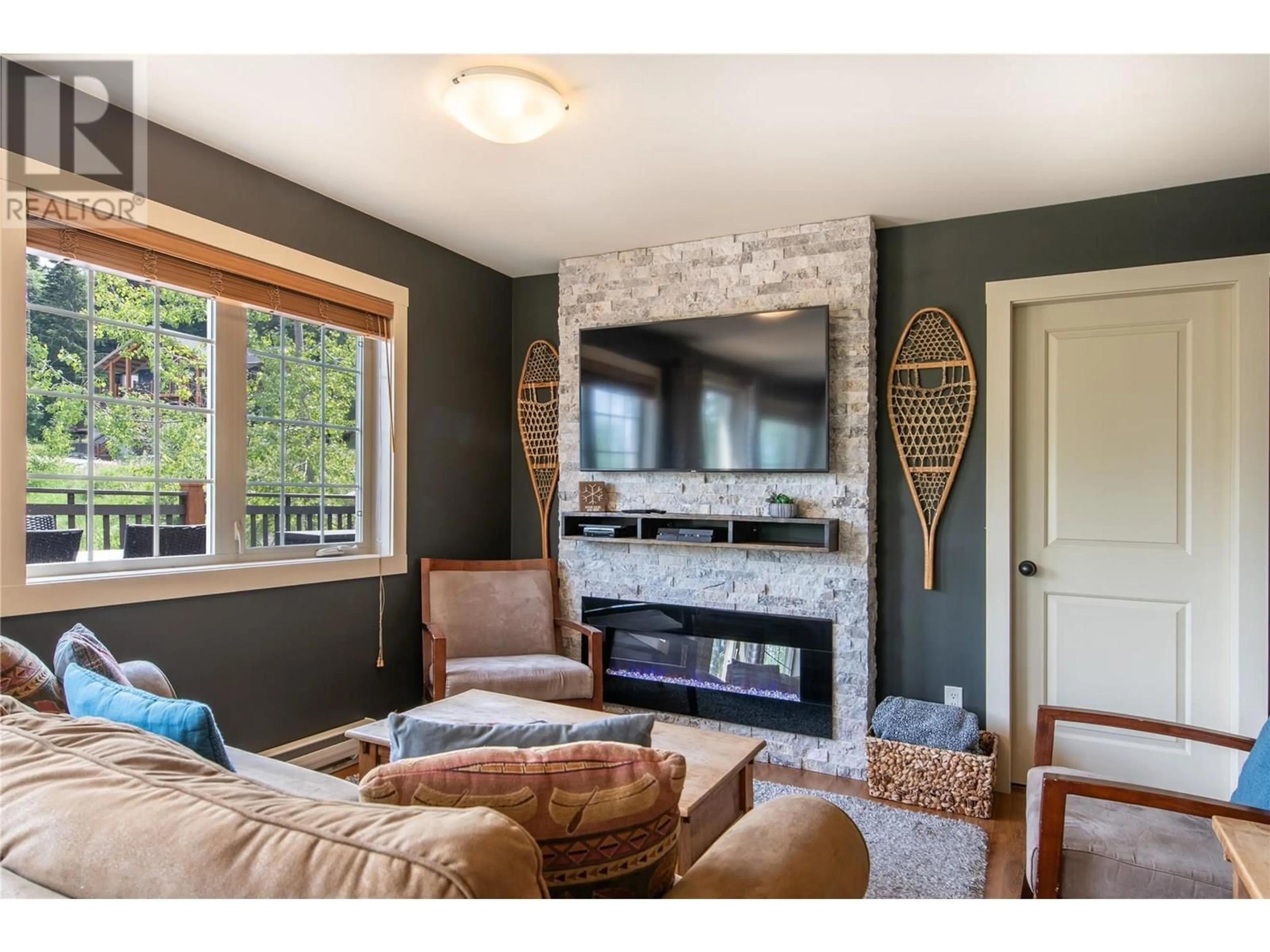 Living room with furniture, unknown for 35 - 1304 KAUFMANN VIEW, Golden British Columbia V0A1H0
