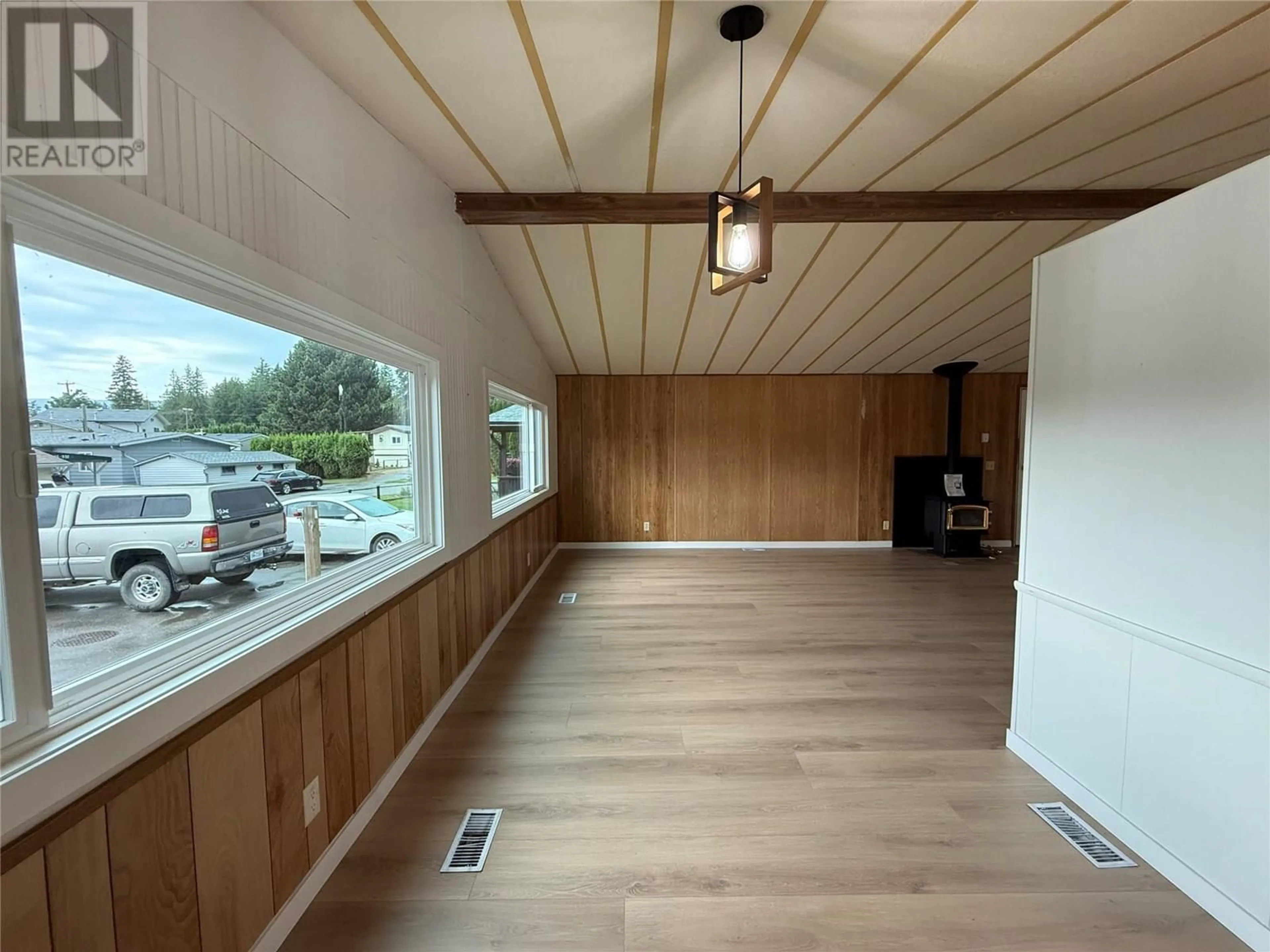 Unknown for 17 - 537 BEGBIE ROAD, Tappen British Columbia V0E2X1