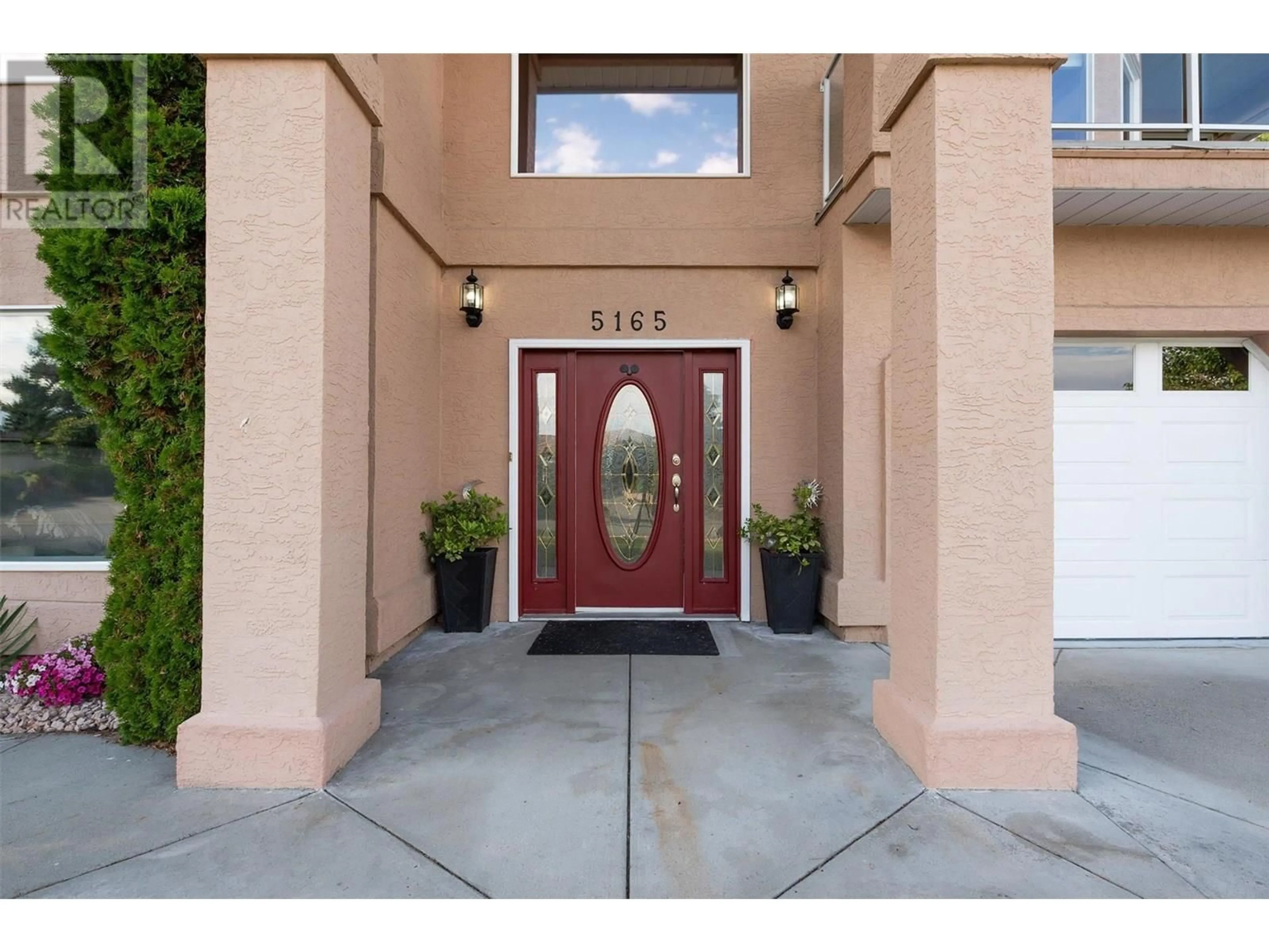 Indoor entryway for 5165 MORRISON CRESCENT, Peachland British Columbia V0H1X2
