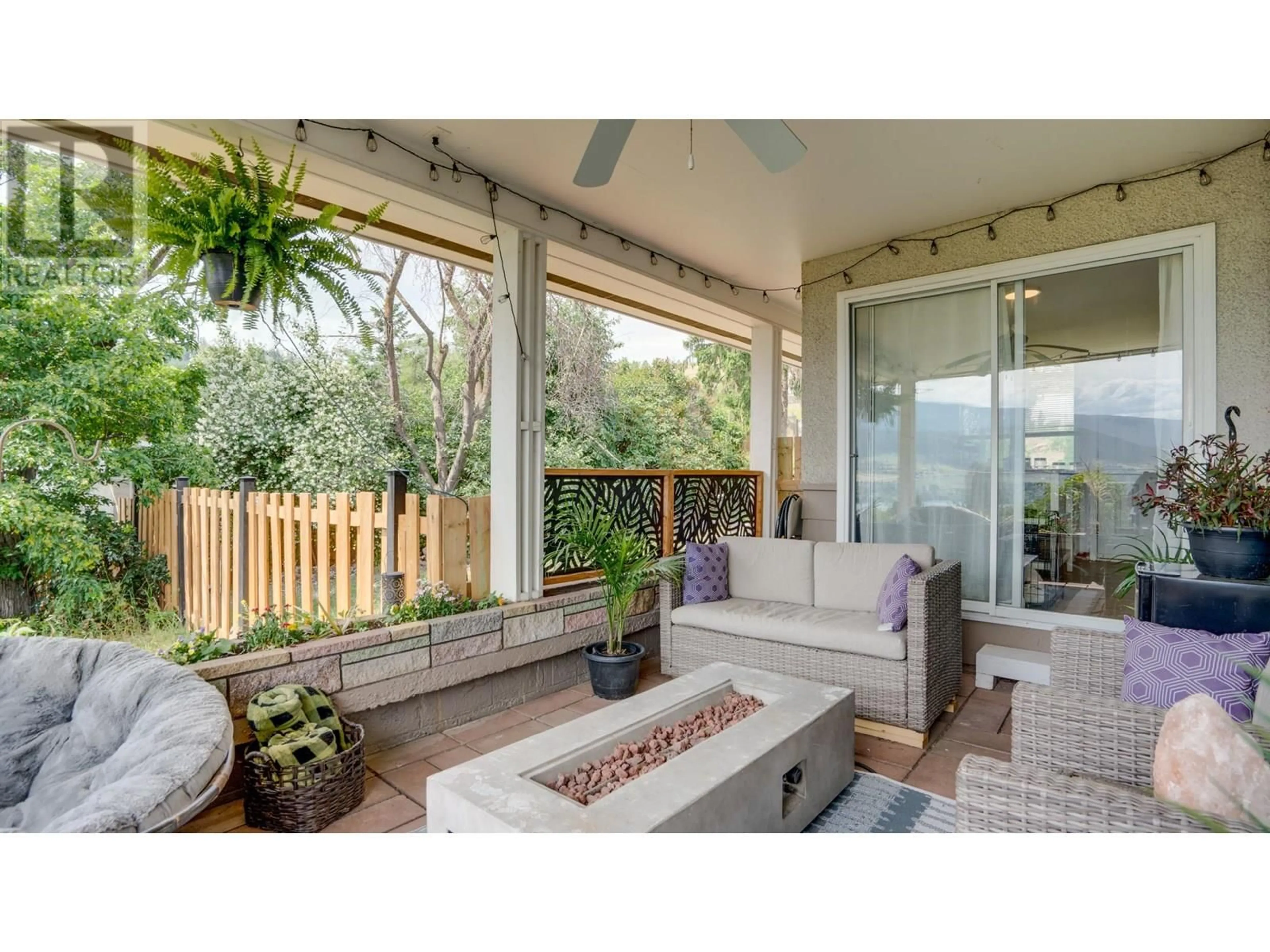 Patio, water/lake/river/ocean view for 8700 LAKEVIEW DRIVE, Coldstream British Columbia V1B1W3