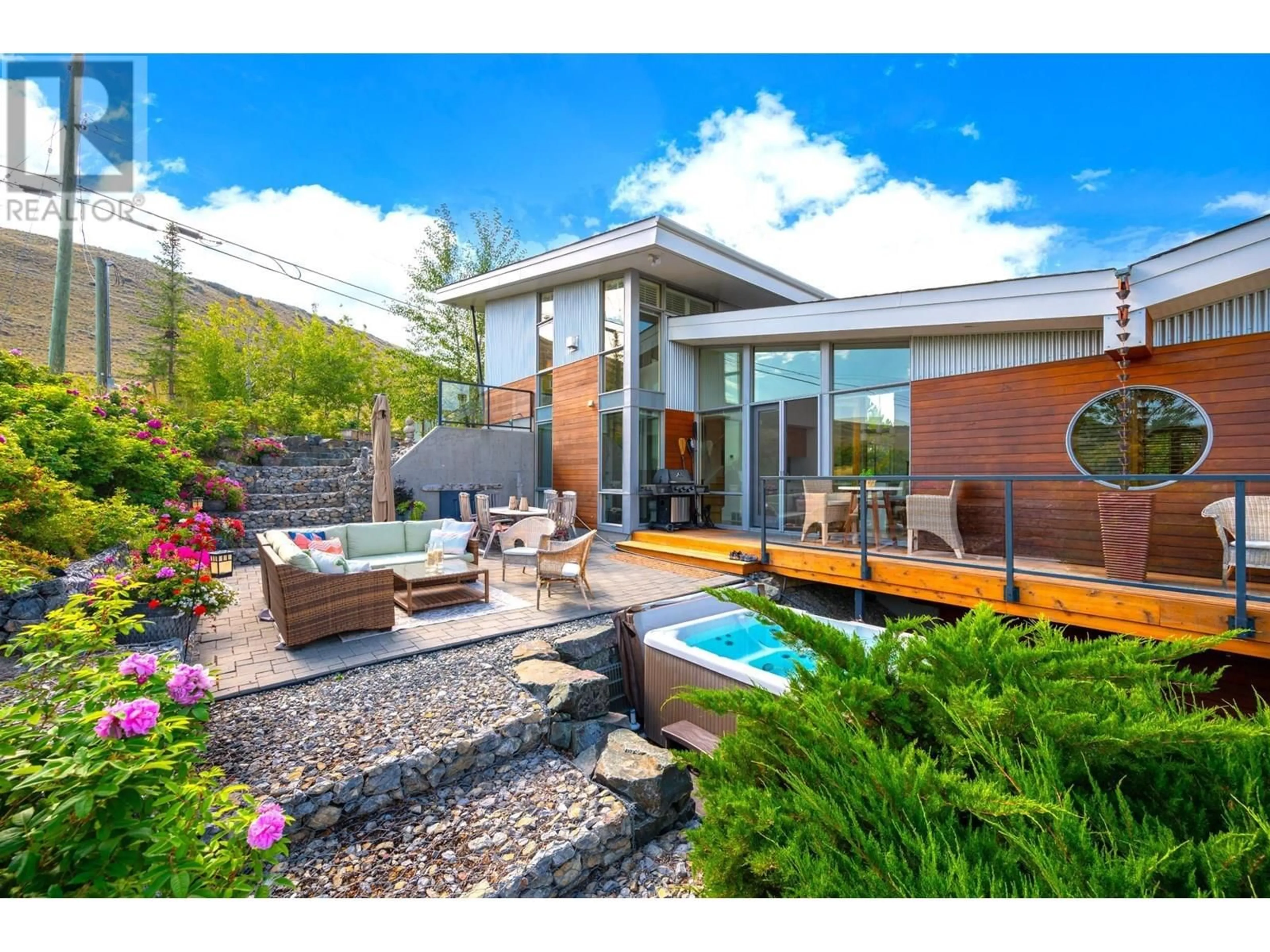 Patio, unknown for 6993 OLD NICOLA TRAIL, Merritt British Columbia V1K1B8