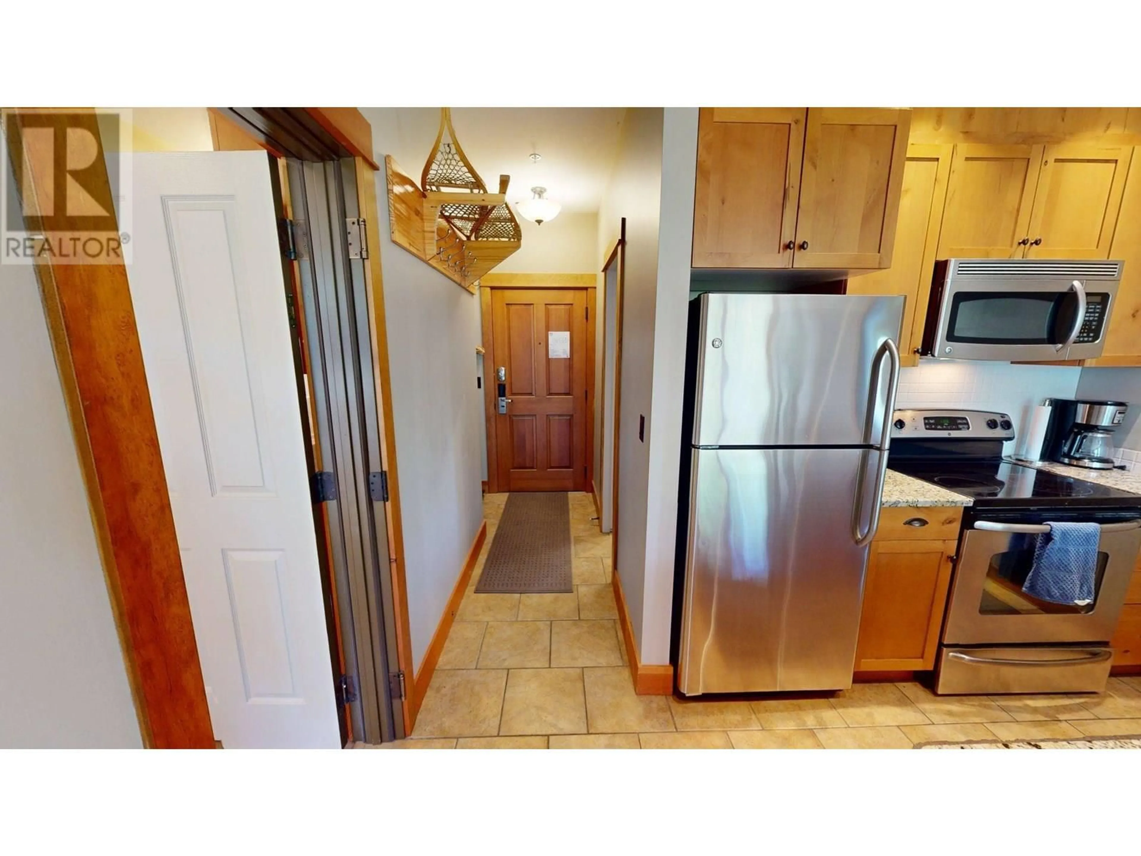 Standard kitchen, ceramic/tile floor for 638 - 4559 TIMBERLINE CRESCENT, Fernie British Columbia V0B1M6