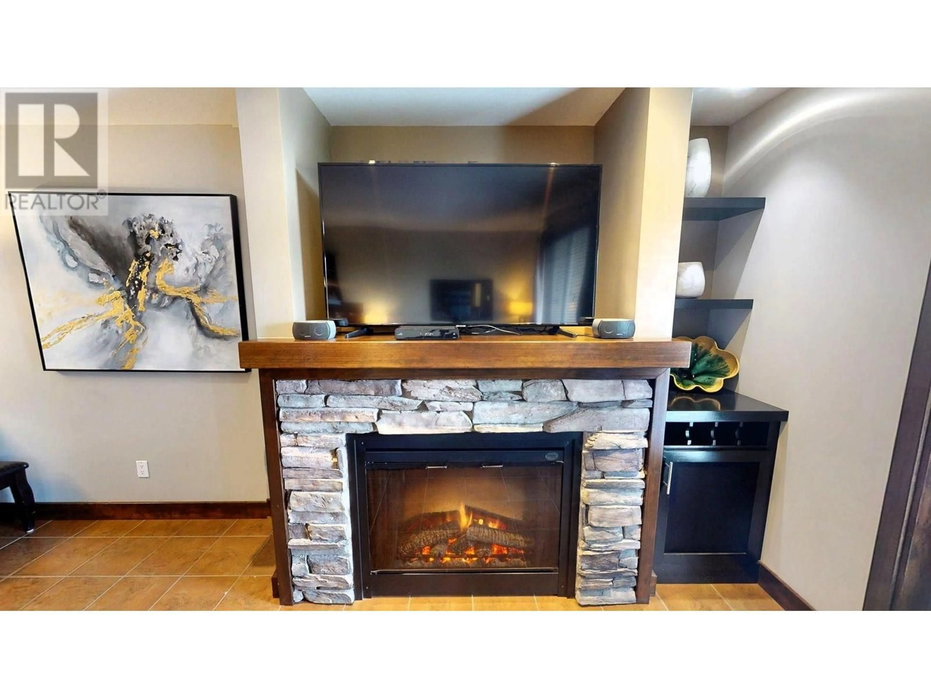 Unknown for 825 D - 800 BIGHORN BOULEVARD, Radium Hot Springs British Columbia V0A1M0