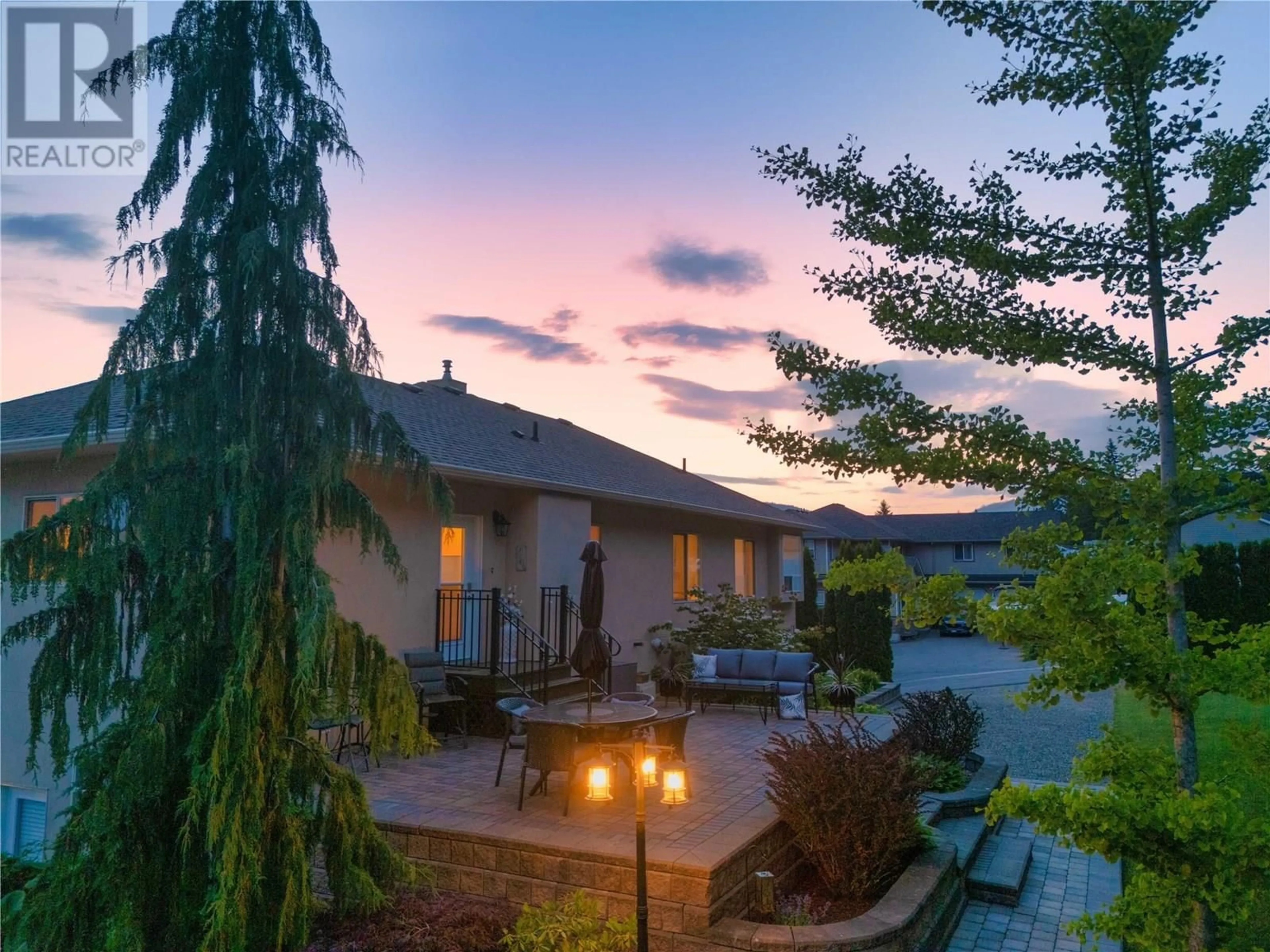 A pic from outside/outdoor area/front of a property/back of a property/a pic from drone, unknown for 3659 MCBRIDE ROAD, Blind Bay British Columbia V0E1H1