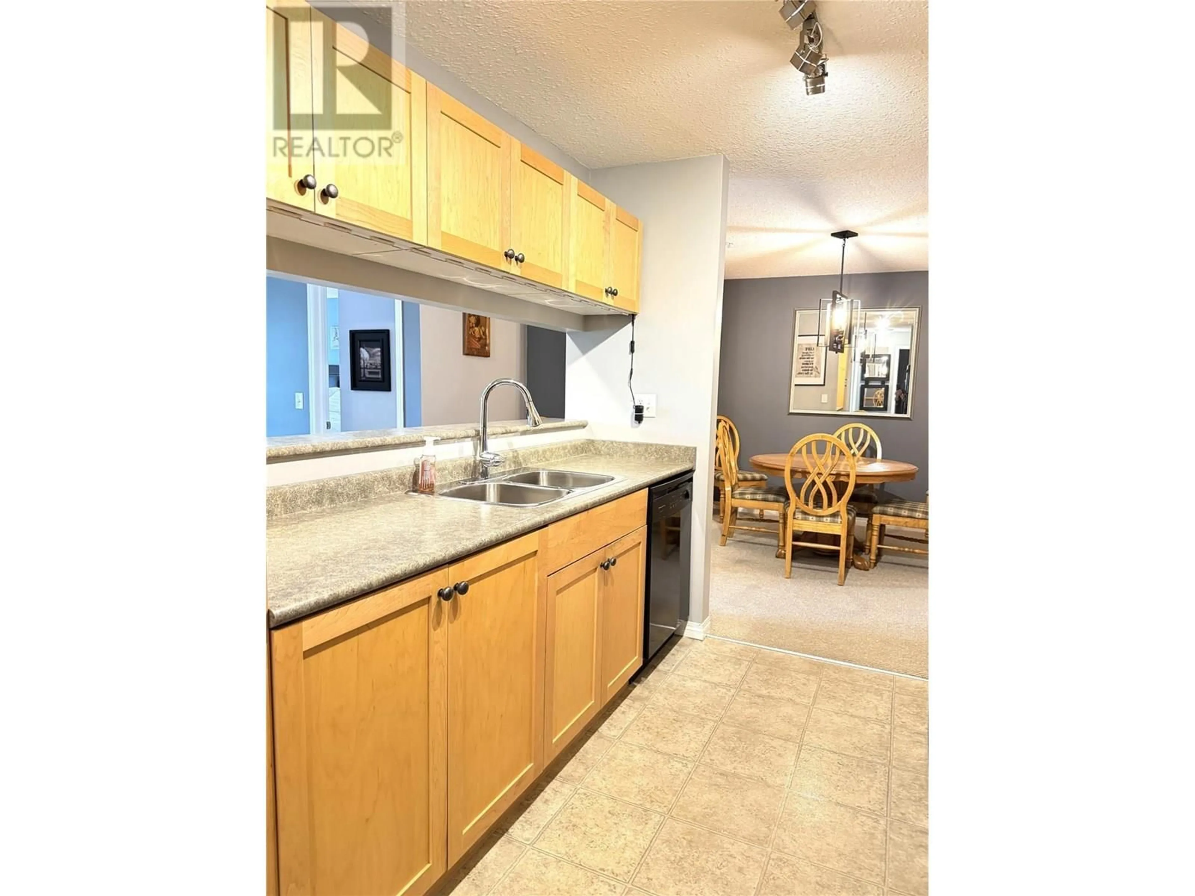 Unknown for 207 - 4765 FORSTERS LANDING ROAD, Radium Hot Springs British Columbia V0A1M0