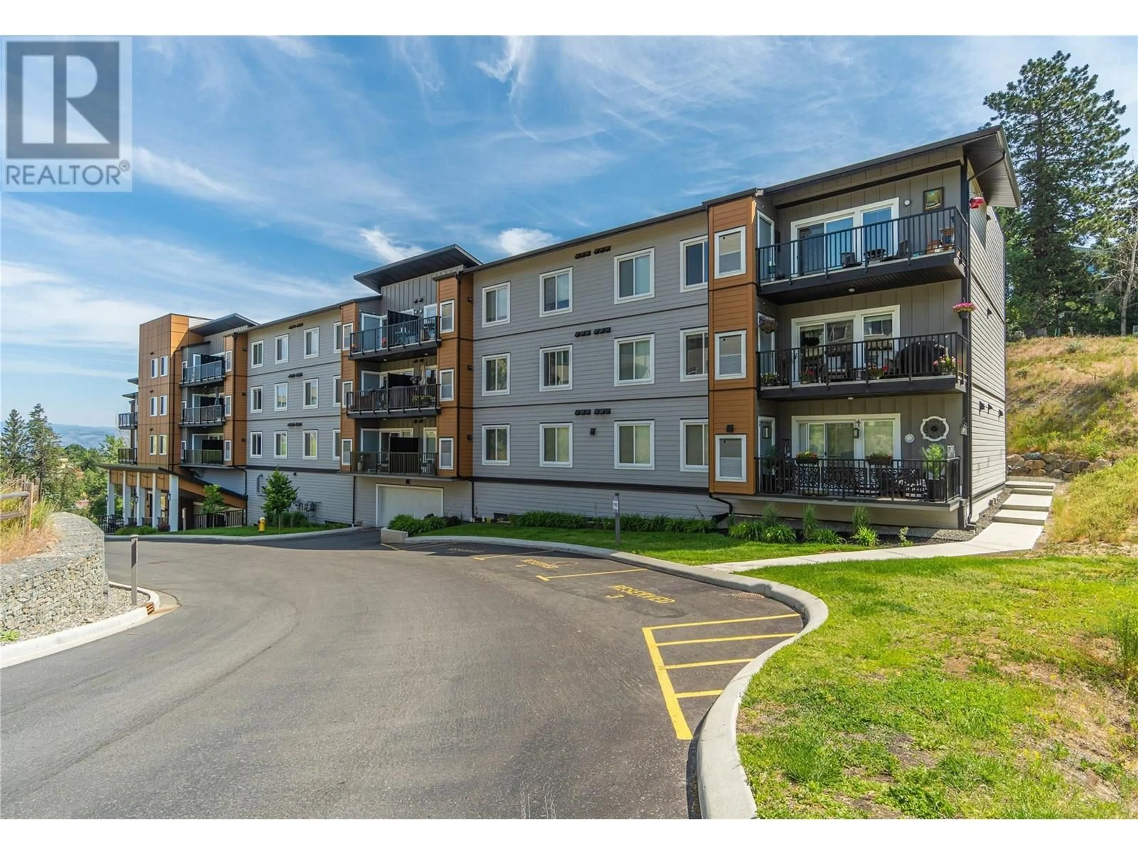 Unknown for 204 - 2046 ROBSON PLACE, Kamloops British Columbia V2E0A5