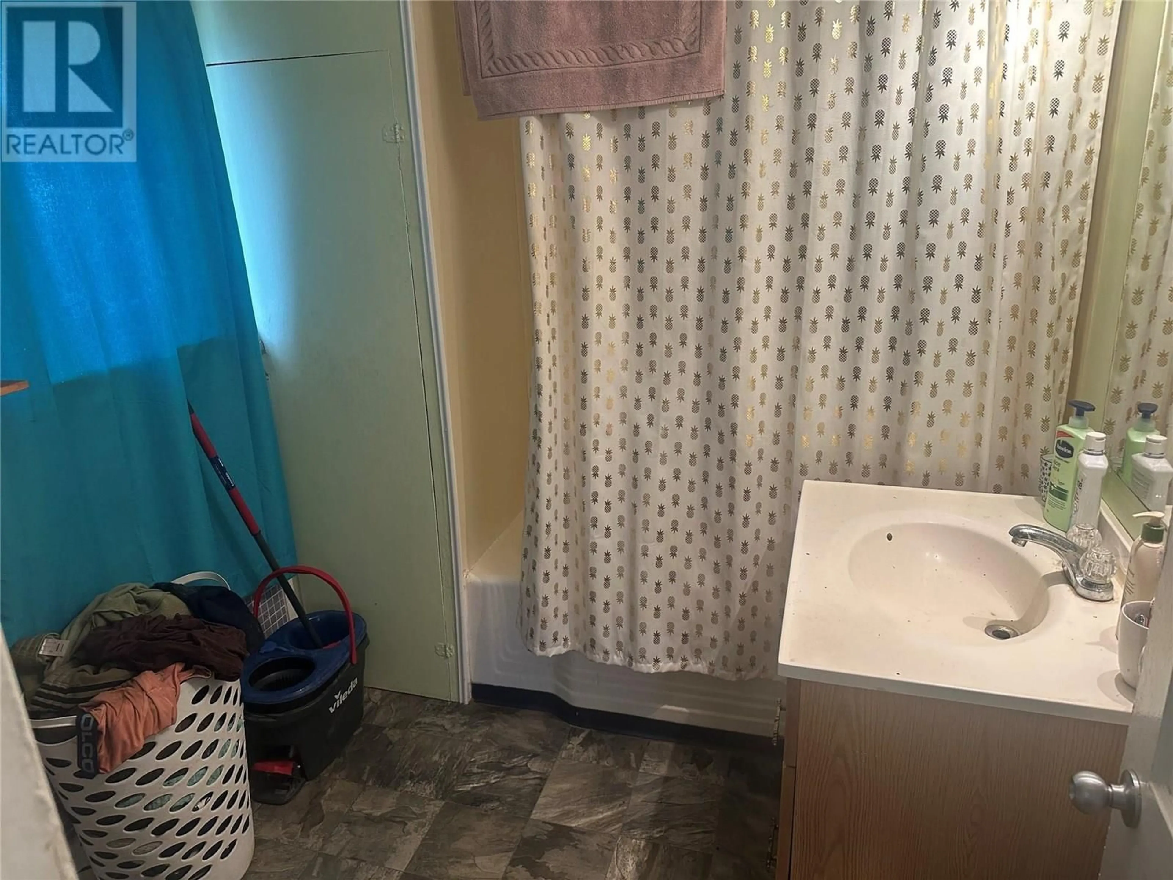 A pic of a room for 1616 102 AVENUE, Dawson Creek British Columbia V1G2E4