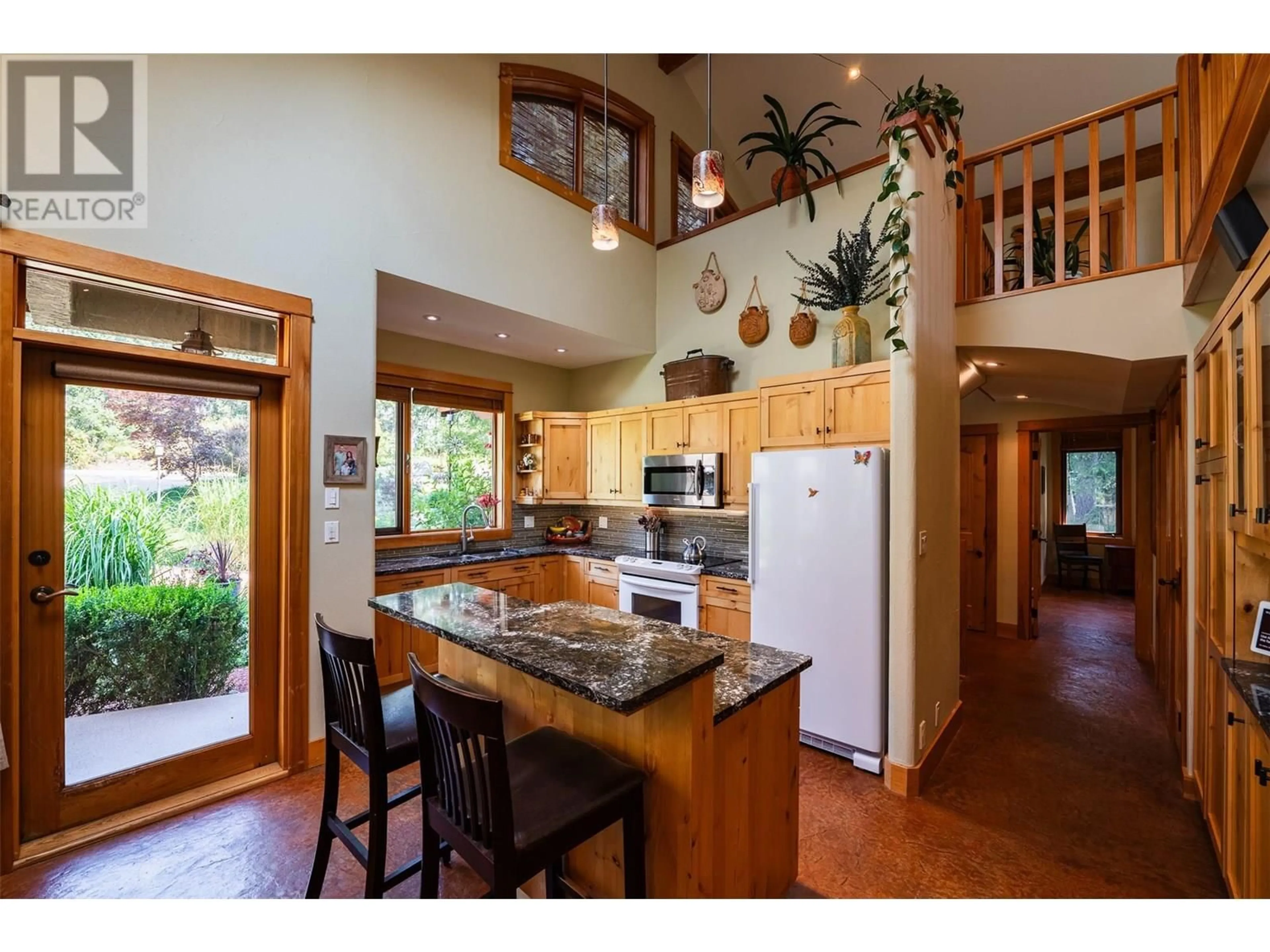 Open concept kitchen, ceramic/tile floor for 4306 VIEW RIDGE ROAD, Nelson British Columbia V0G2G3