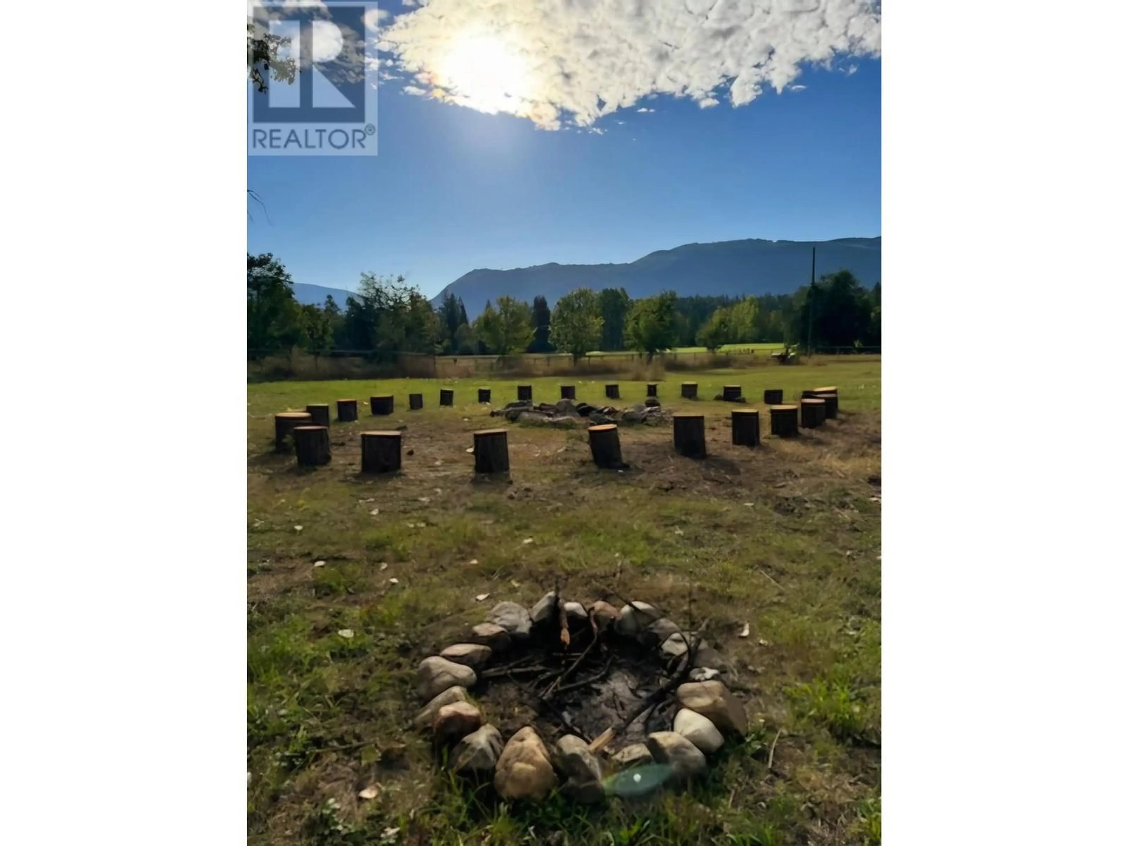 Unknown for 263 ALBERS ROAD, Lumby British Columbia V0E2G5