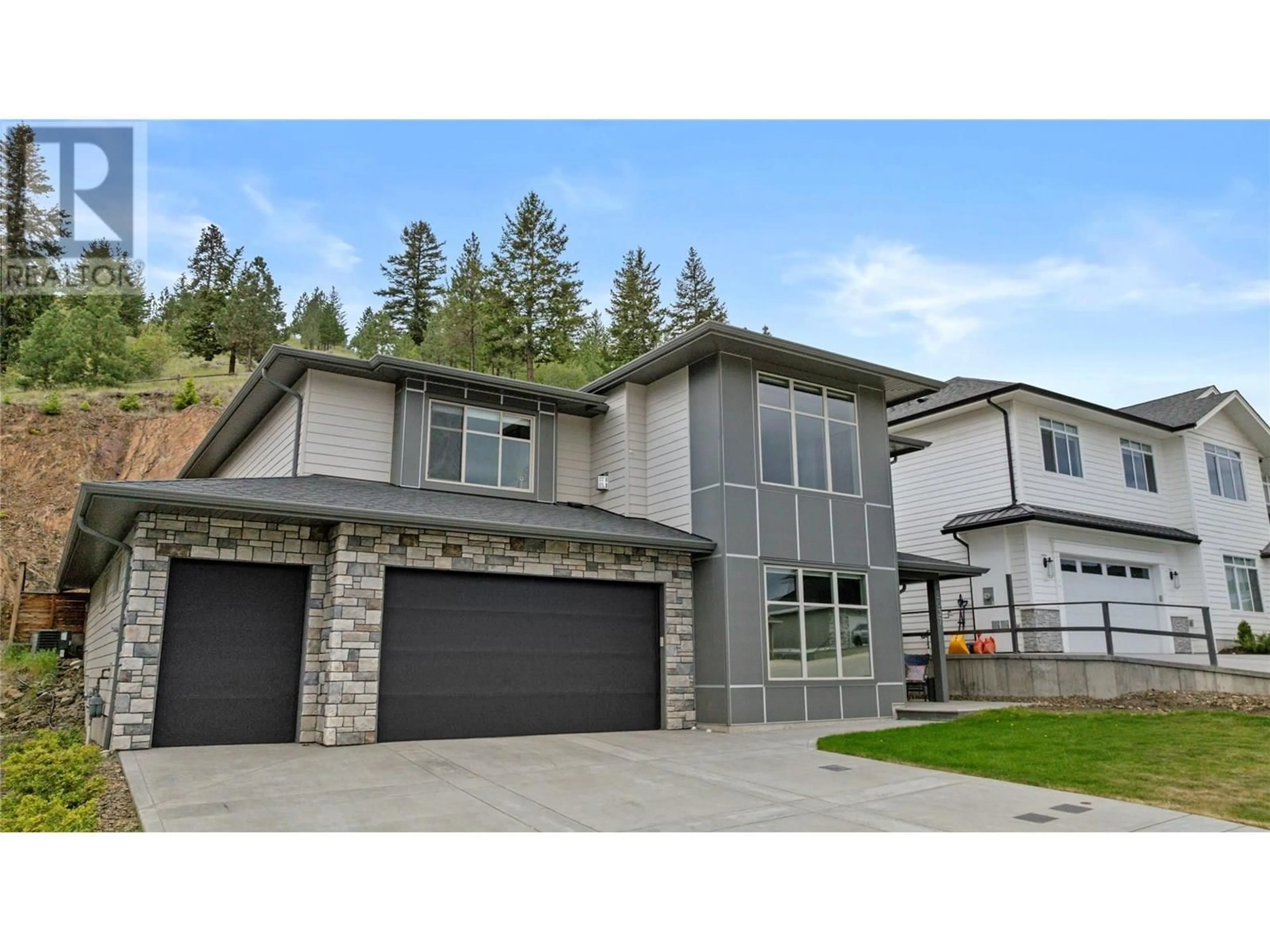 Home with vinyl exterior material, mountain view for 2037 GALORE CRESCENT, Kamloops British Columbia V2E0A7