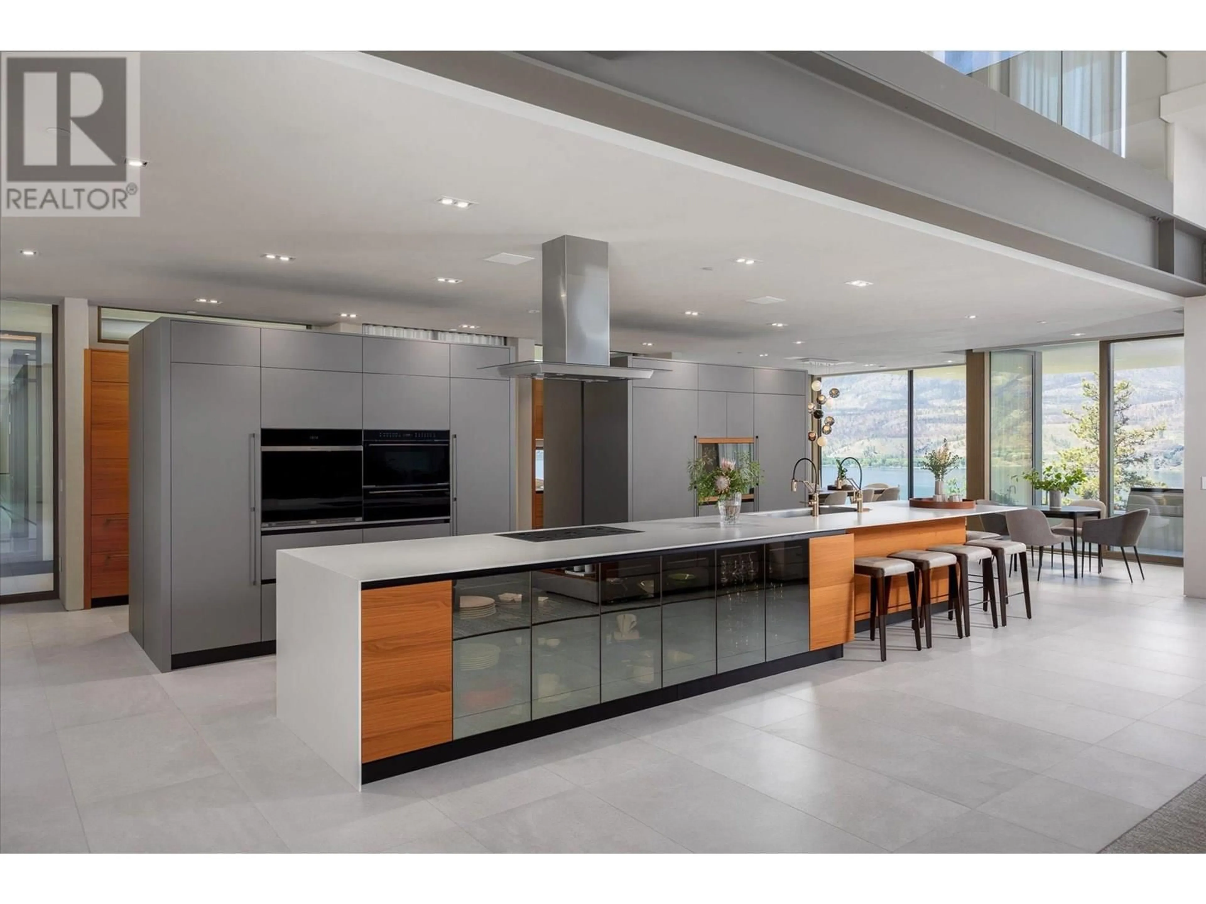 Contemporary kitchen, ceramic/tile floor for 20 - 180 SHEERWATER COURT, Kelowna British Columbia V1V2X1