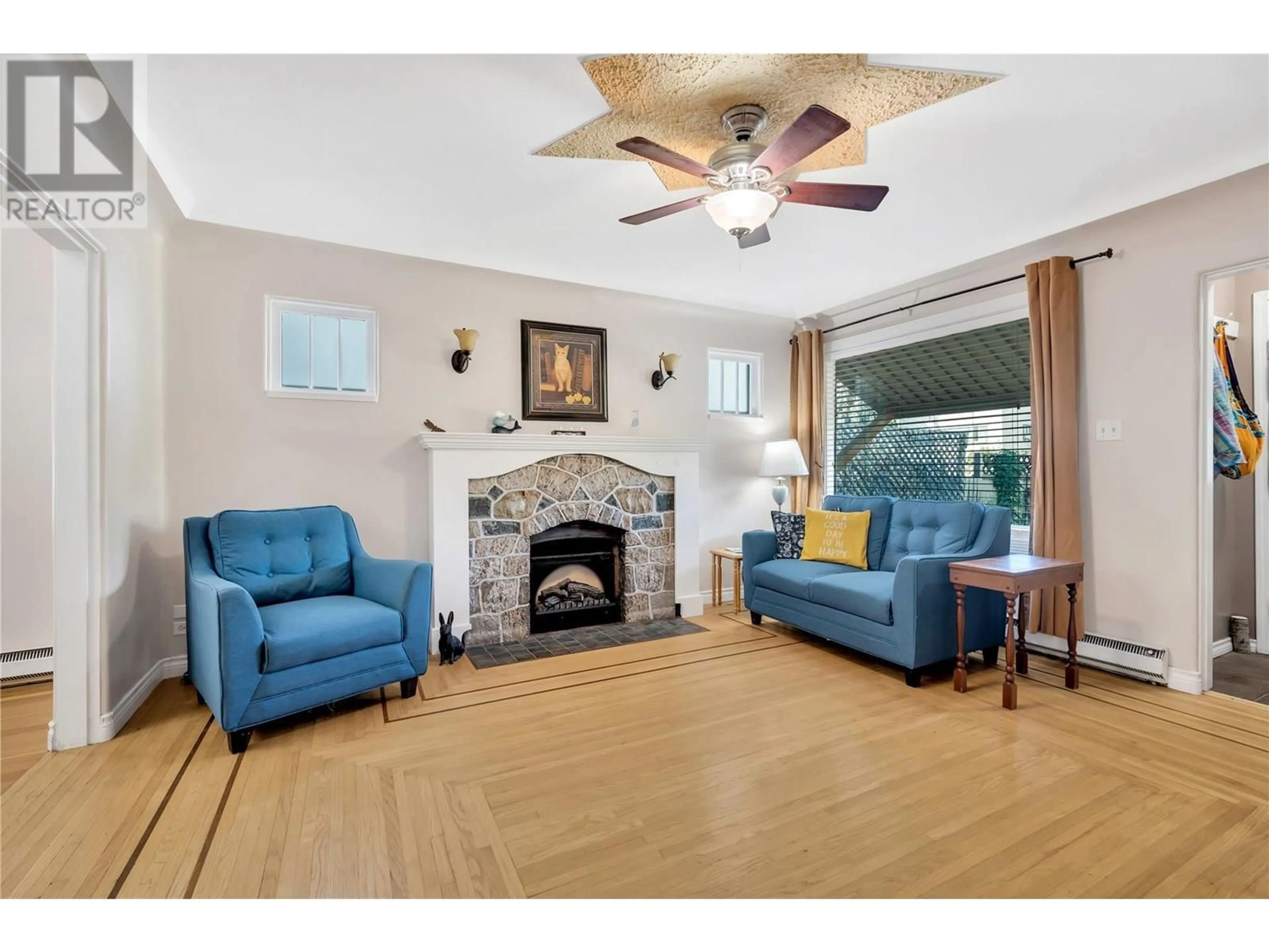 Living room with furniture, unknown for 616 BURNS STREET, Penticton British Columbia V2A4X3