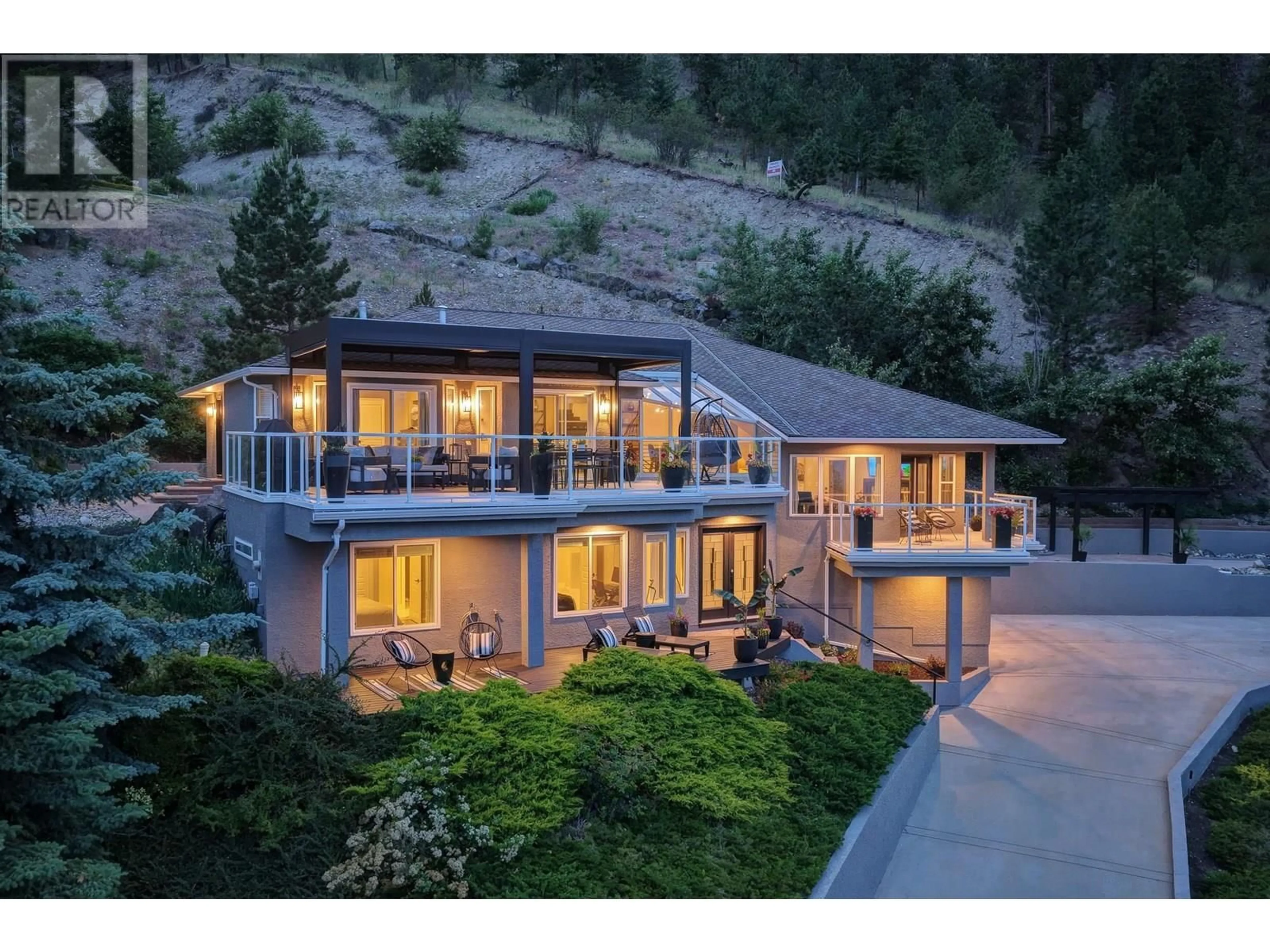 A pic from outside/outdoor area/front of a property/back of a property/a pic from drone, mountain view for 510 CASA GRANDE DRIVE, West Kelowna British Columbia V1Z3M4