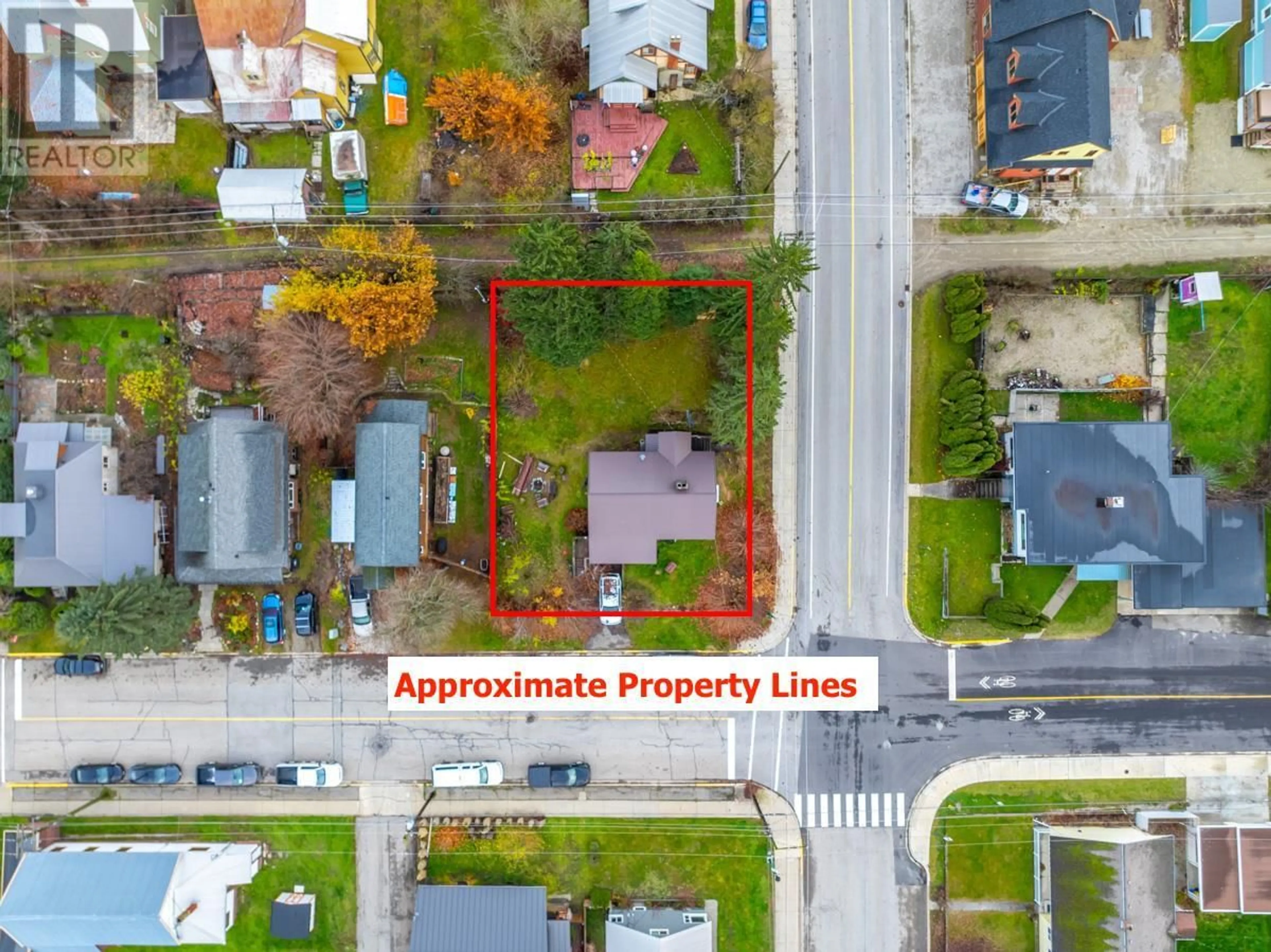 A pic from outside/outdoor area/front of a property/back of a property/a pic from drone, street for 416 CONNAUGHT AVENUE, Revelstoke British Columbia V0E2S0