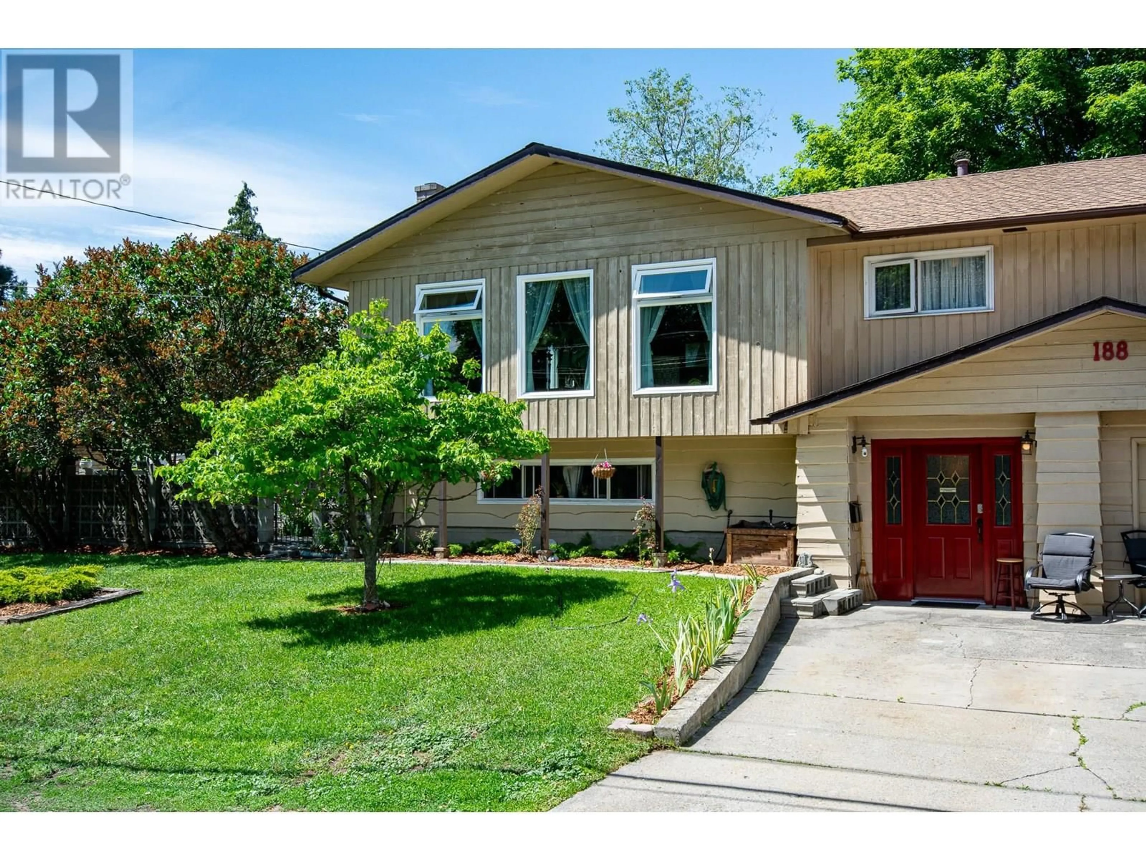 Home with vinyl exterior material, street for 188 WALDEN CRESCENT, Penticton British Columbia V2A1R7