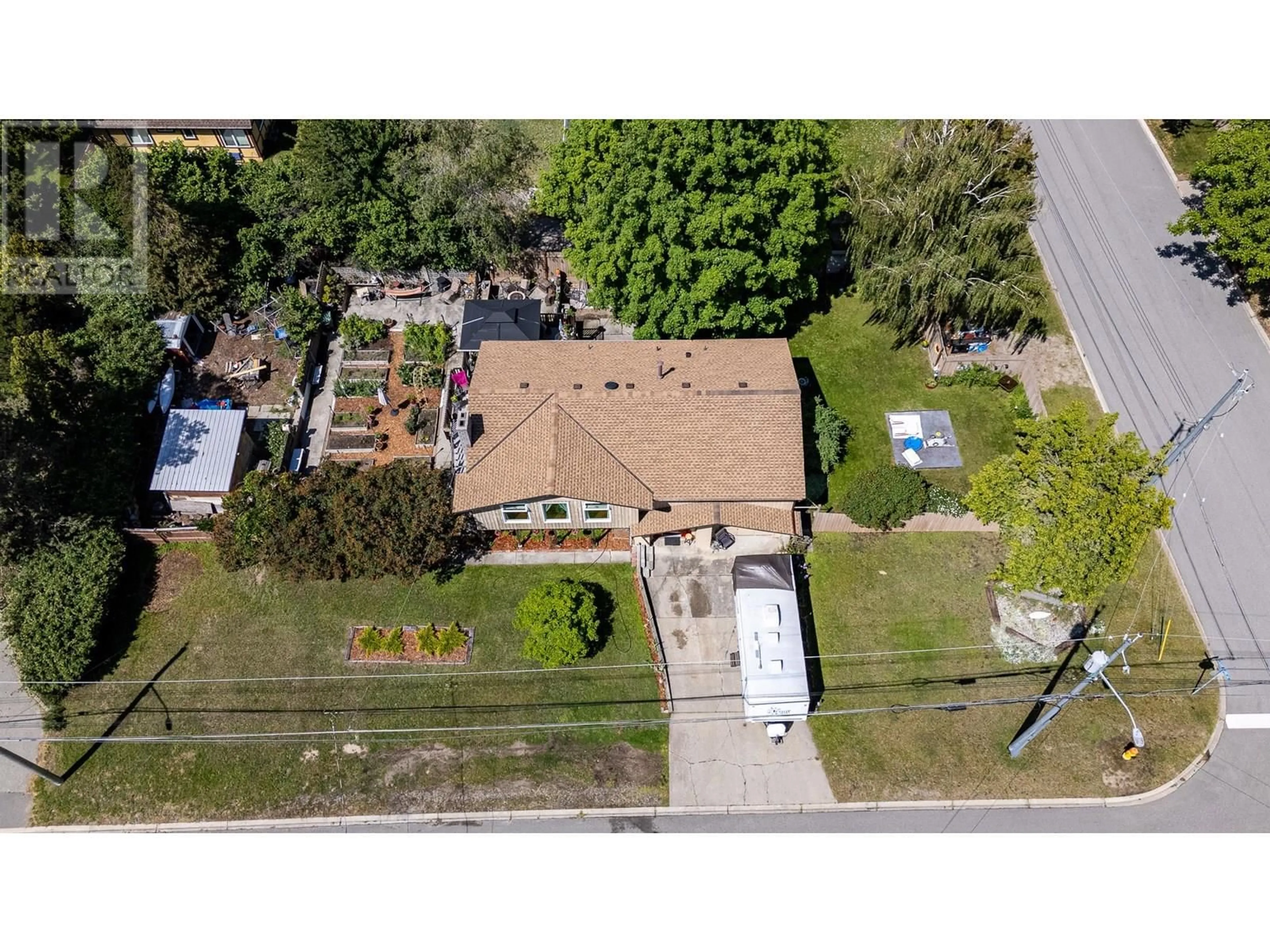 A pic from outside/outdoor area/front of a property/back of a property/a pic from drone, street for 188 WALDEN CRESCENT, Penticton British Columbia V2A1R7