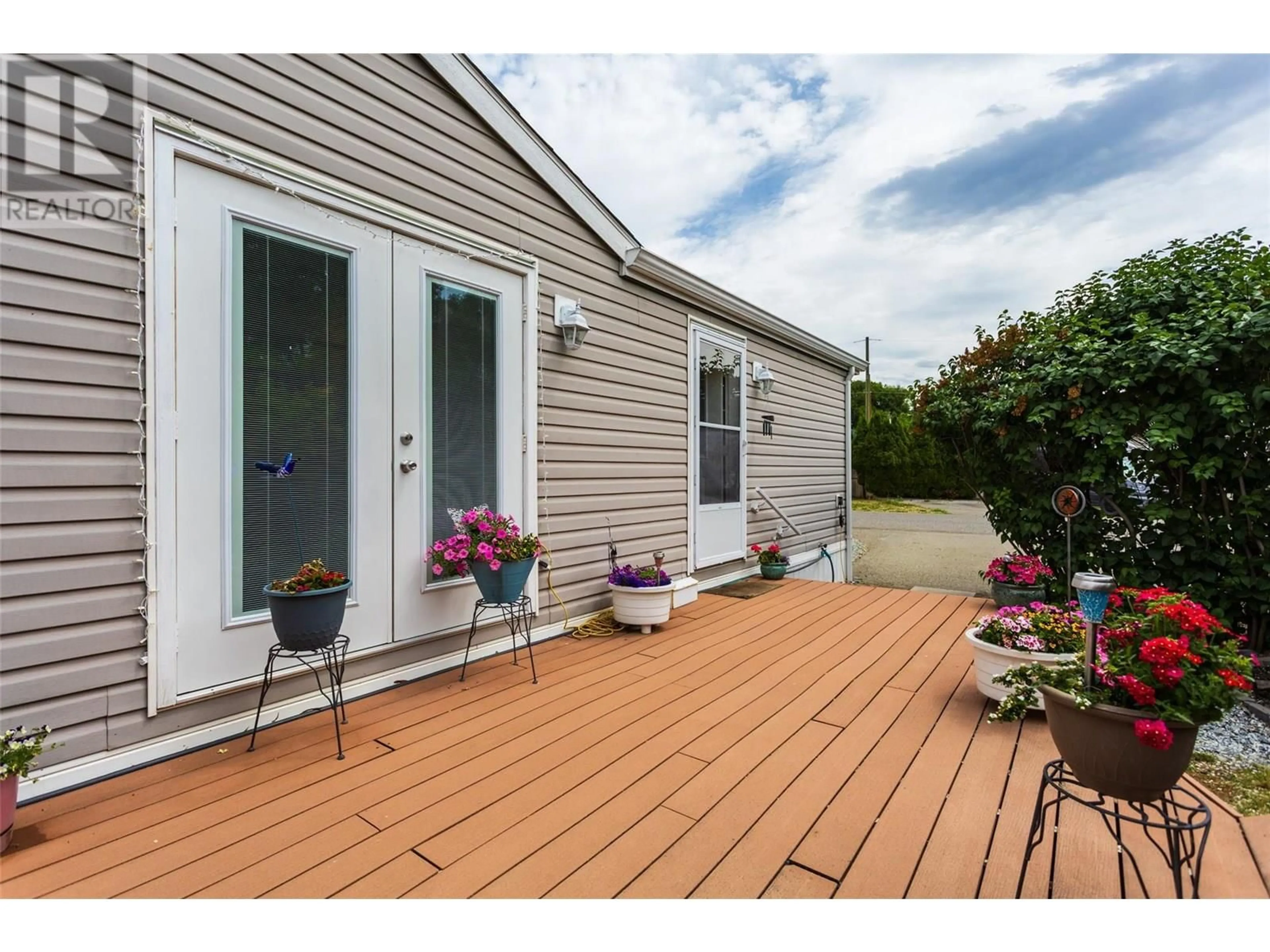 Home with vinyl exterior material, street for 71 - 2035 BOUCHERIE ROAD, West Kelowna British Columbia V4T1Z8