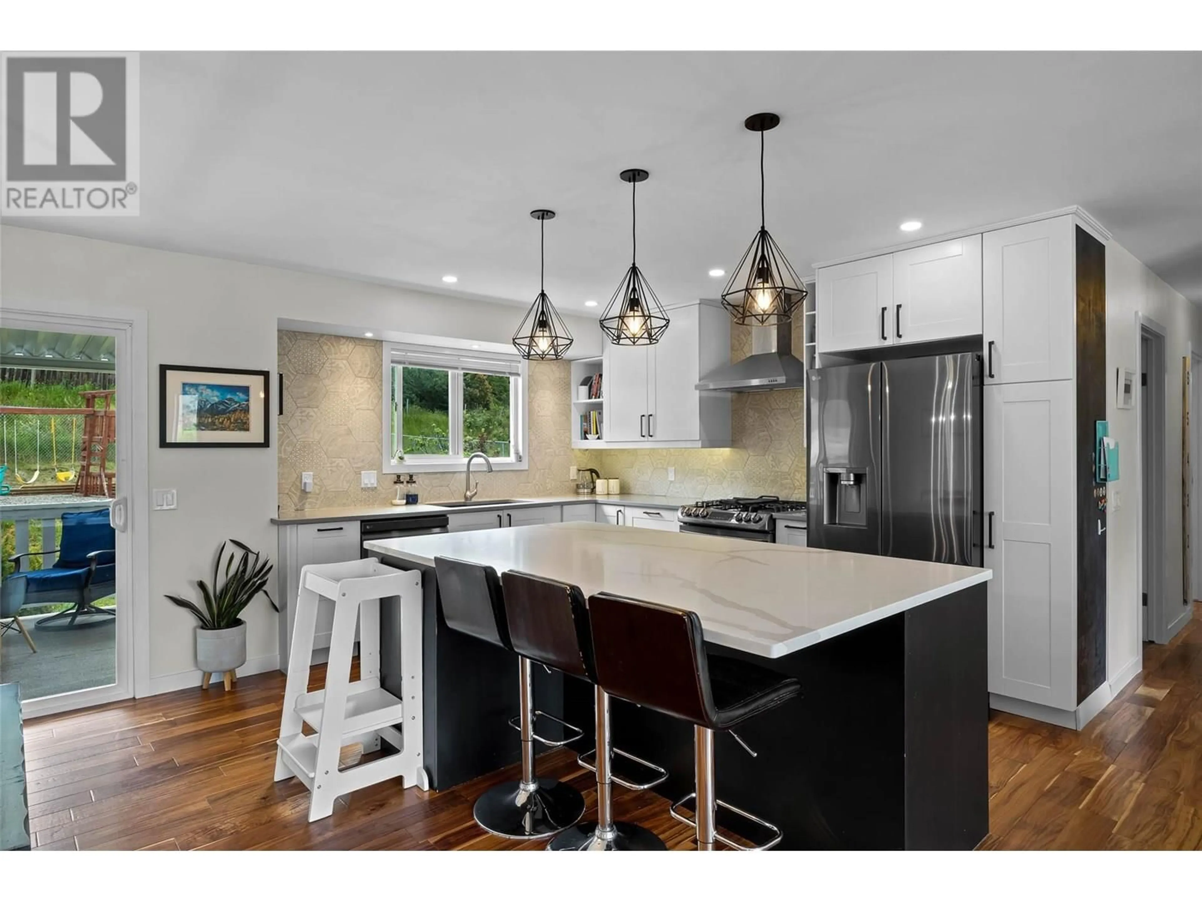 Open concept kitchen, unknown for 2205 OMINECA DRIVE, Kamloops British Columbia V2E1S8