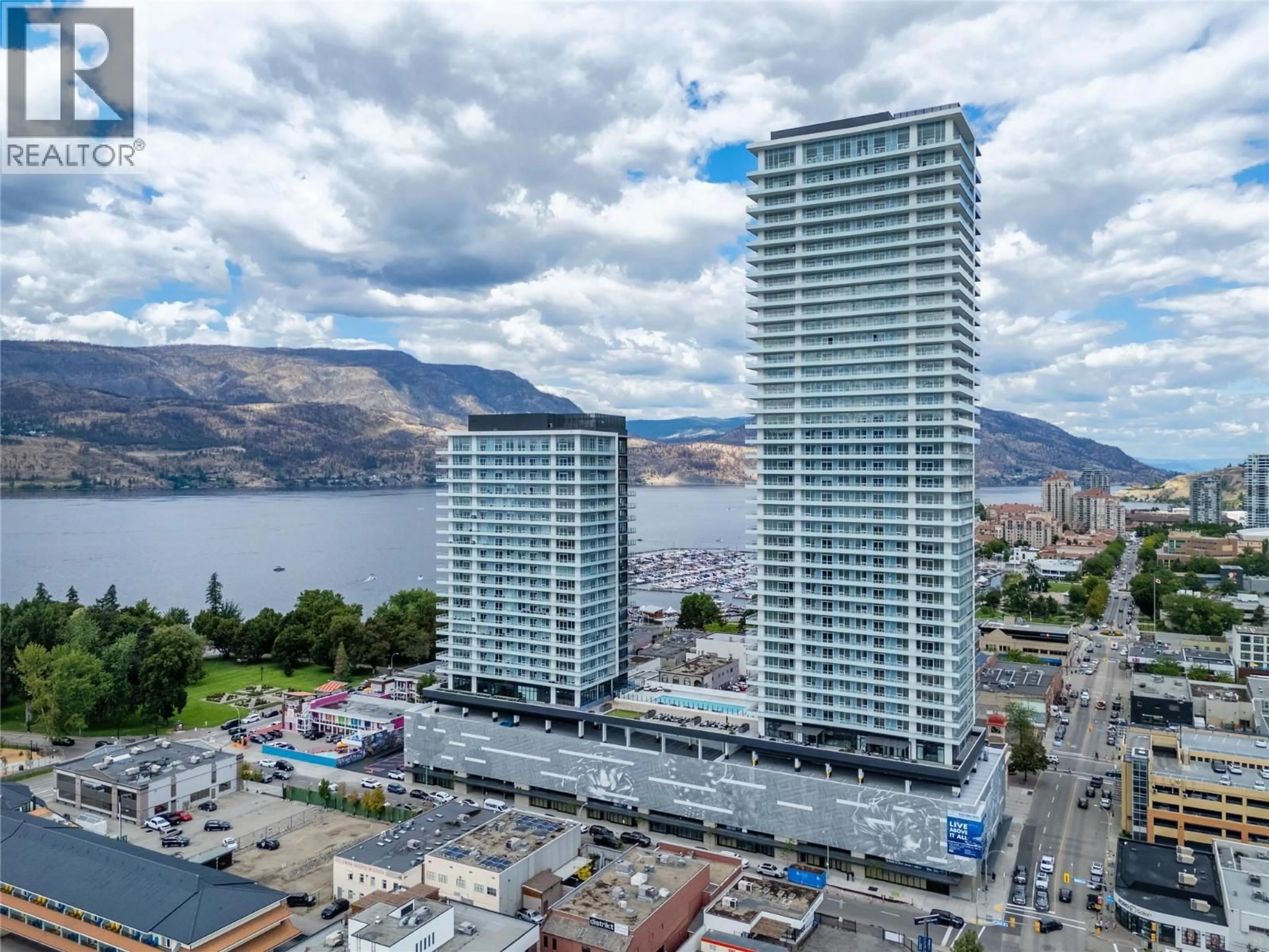 A pic from outside/outdoor area/front of a property/back of a property/a pic from drone, city buildings view from balcony for 1704 - 238 LEON AVENUE, Kelowna British Columbia V1Y6H9