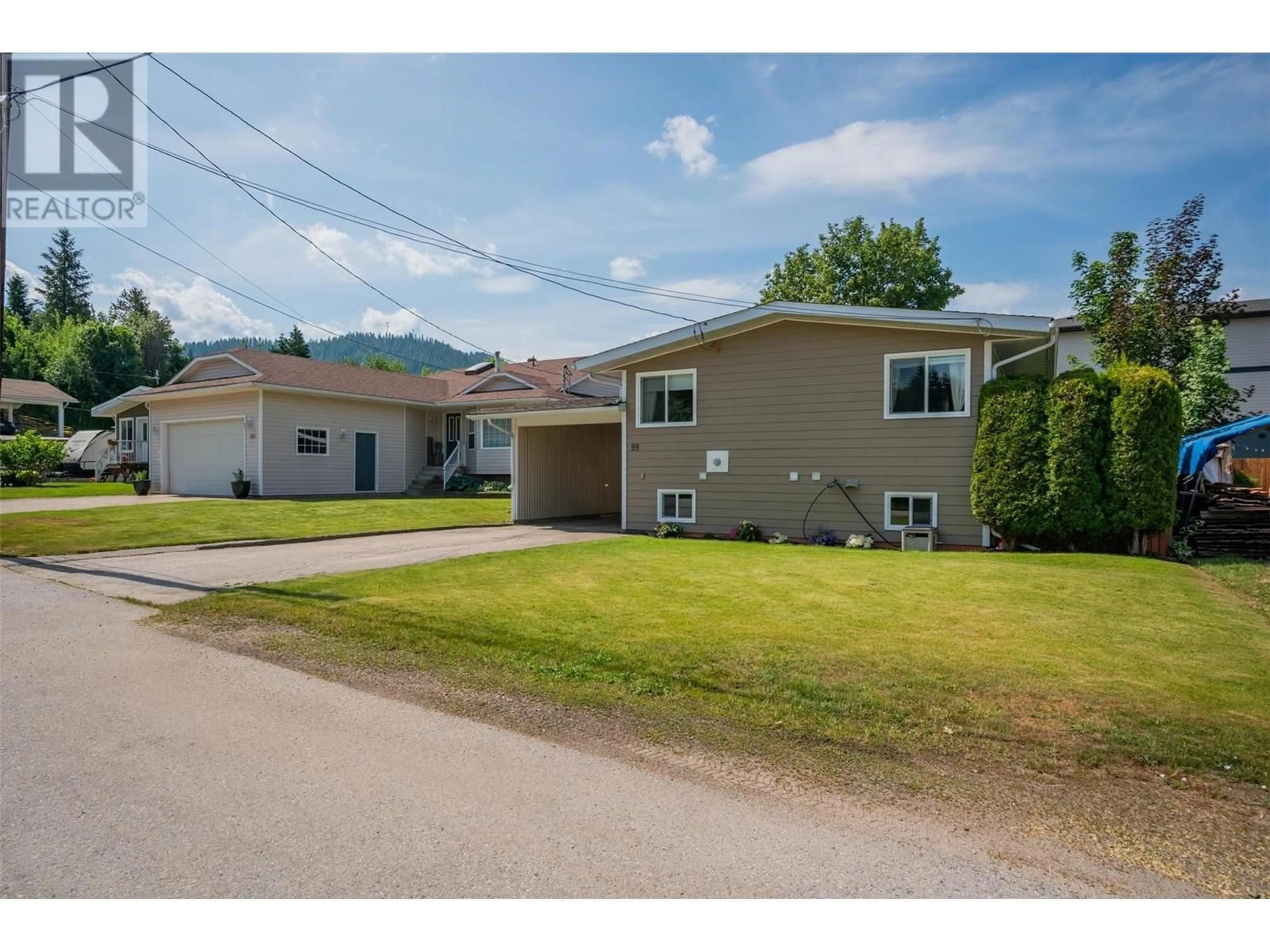 Unknown for 99 JOHNSON ROAD, Fruitvale British Columbia V0G1L0