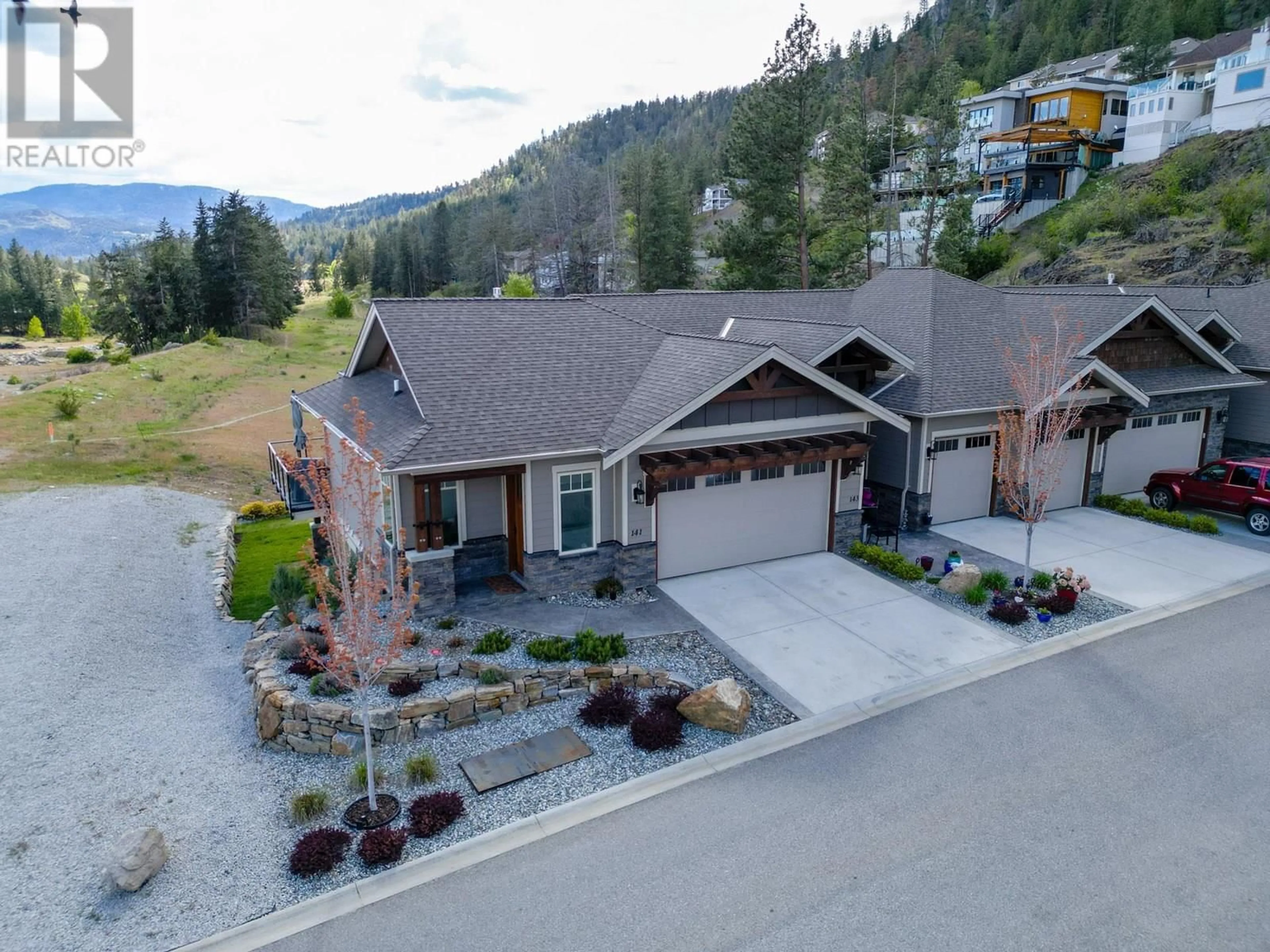 A pic from outside/outdoor area/front of a property/back of a property/a pic from drone, mountain view for 141 - 4000 TRAILS PLACE, Peachland British Columbia V0H1X5