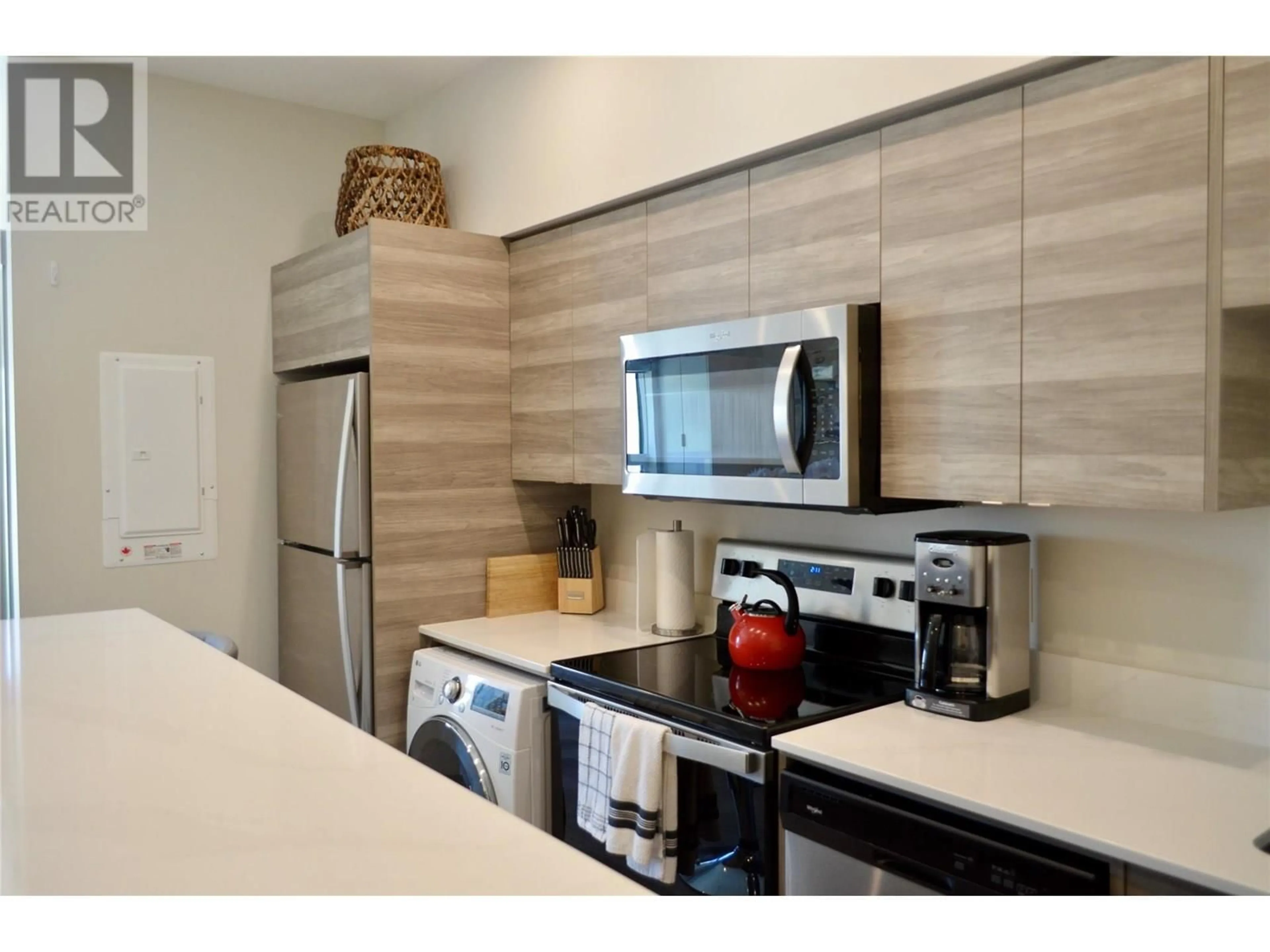 Unknown for 221 - 2555 LAKESHORE ROAD, Vernon British Columbia V1H0A4
