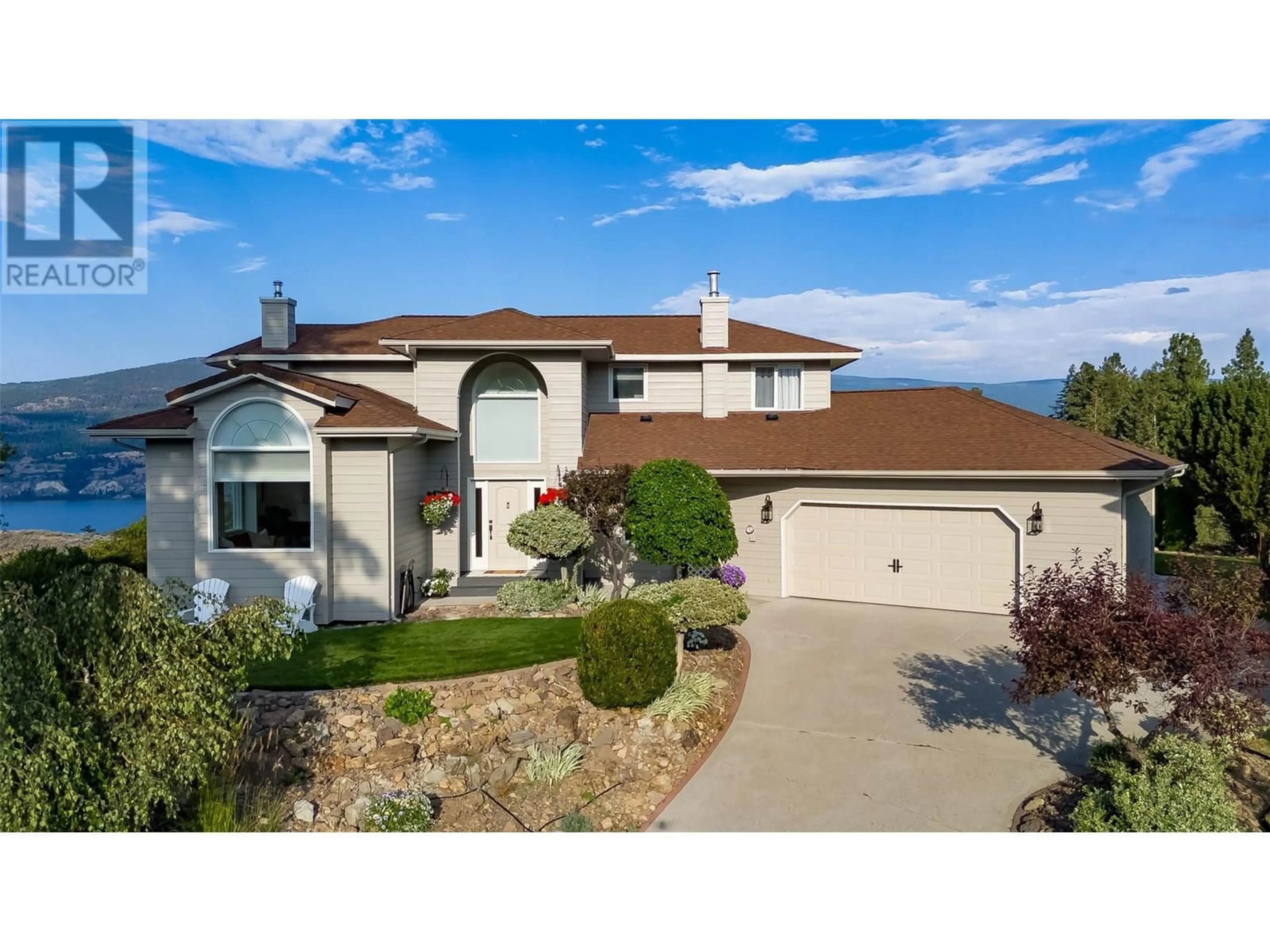 Home with vinyl exterior material, street for 118 SUMAC RIDGE DRIVE, Summerland British Columbia V0H1Z3