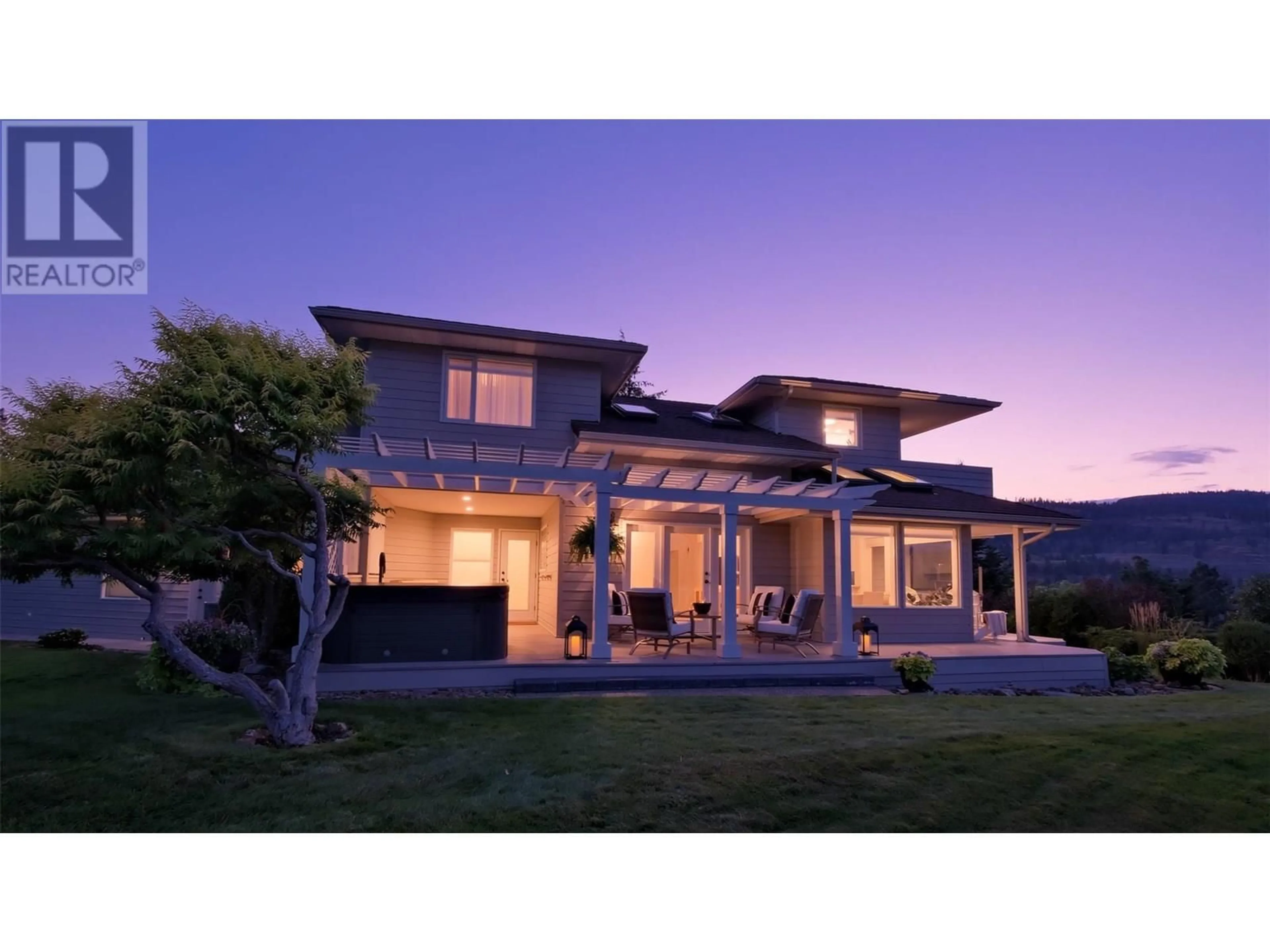 Home with vinyl exterior material, unknown for 118 SUMAC RIDGE DRIVE, Summerland British Columbia V0H1Z3