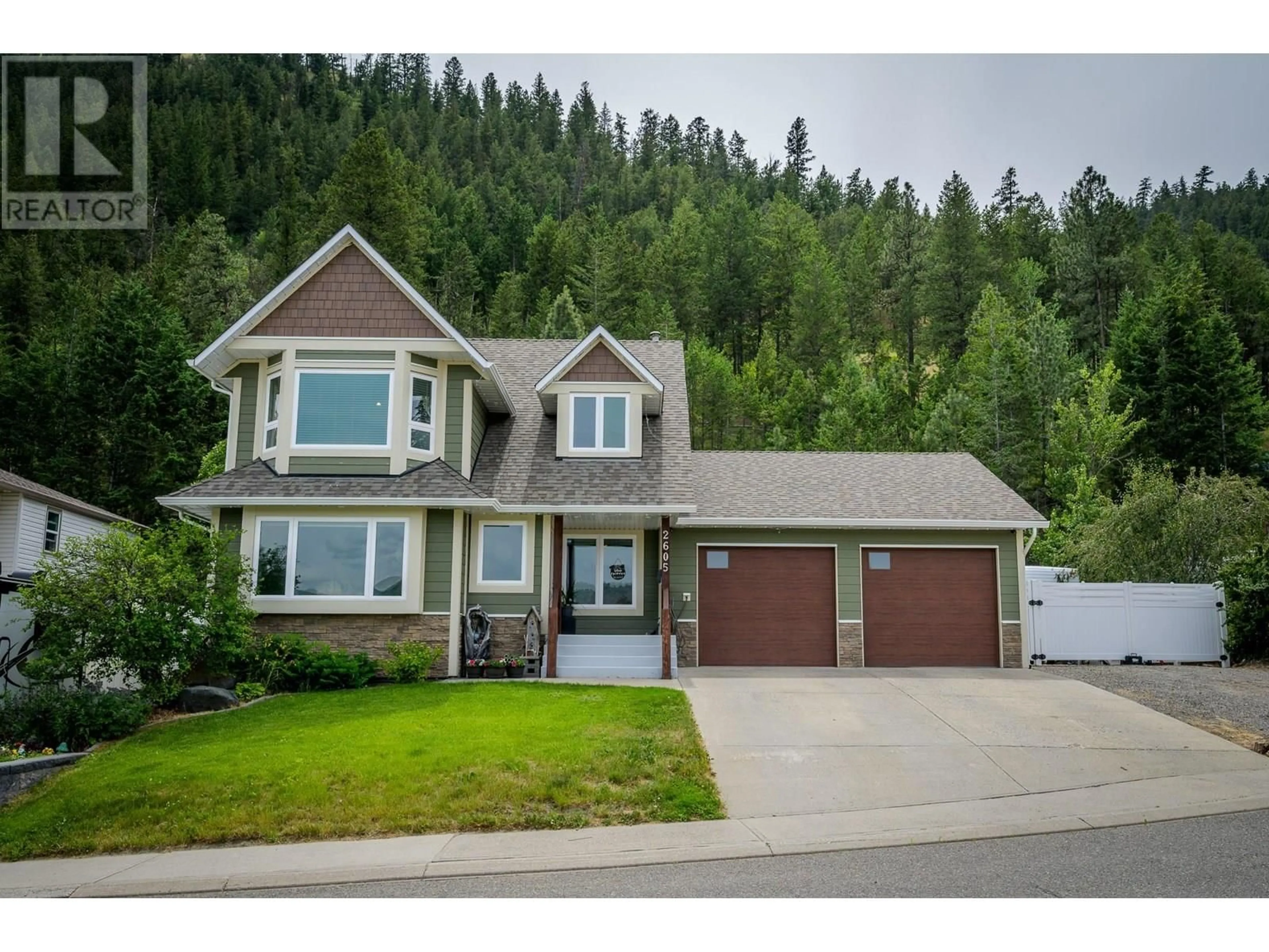 Home with vinyl exterior material, street for 2605 SKEENA DRIVE, Kamloops British Columbia V2E2M9