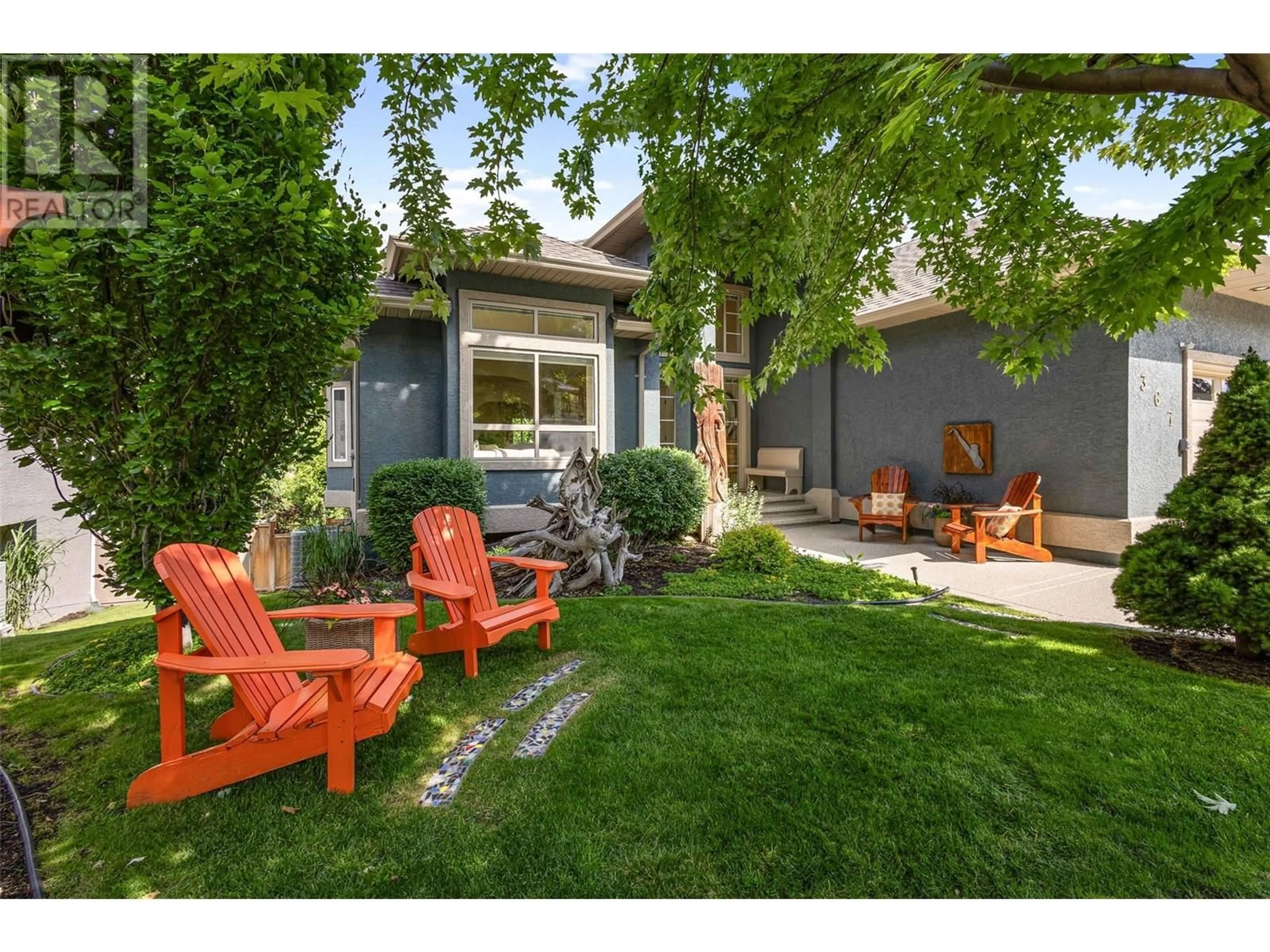 Patio, street for 367 WOODPARK CRESCENT, Kelowna British Columbia V1V2L1