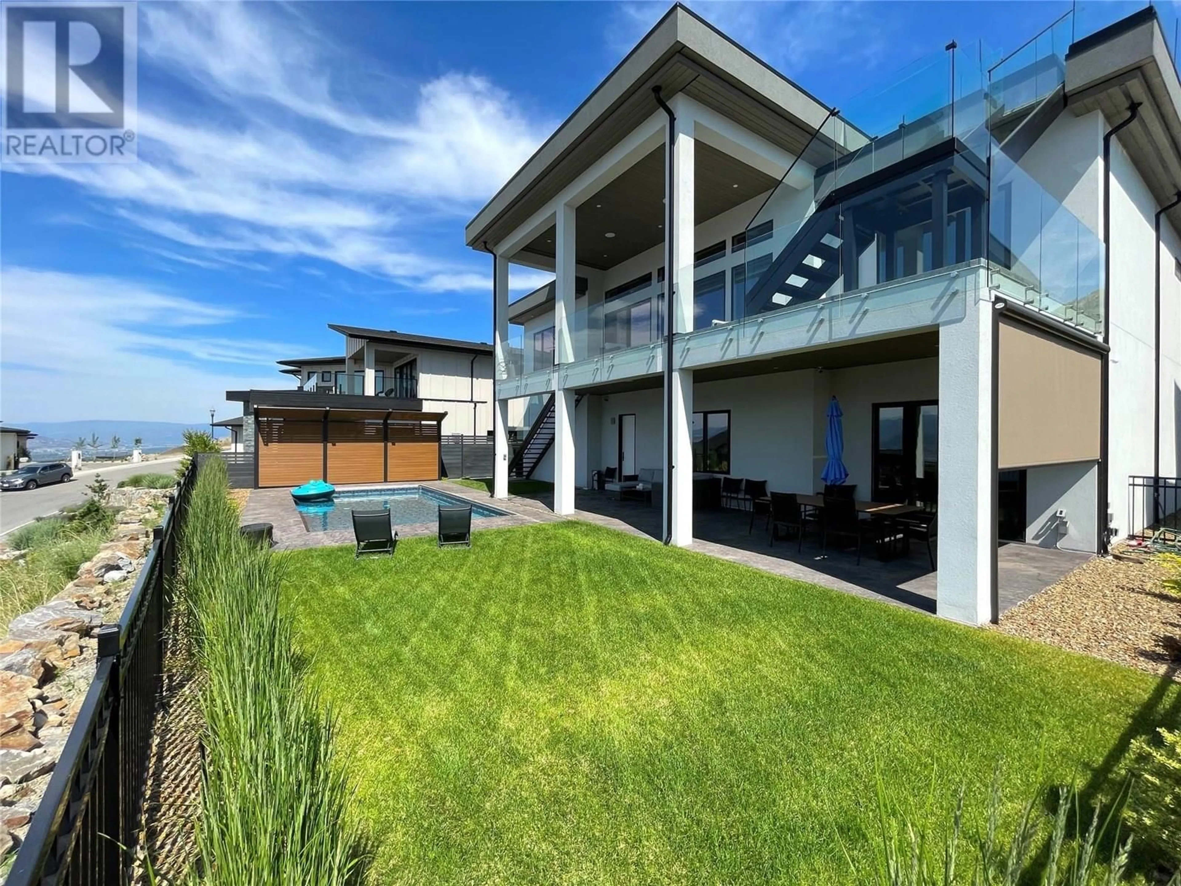 A pic from outside/outdoor area/front of a property/back of a property/a pic from drone, unknown for 5546 UPPER MISSION DRIVE, Kelowna British Columbia V1W5M4