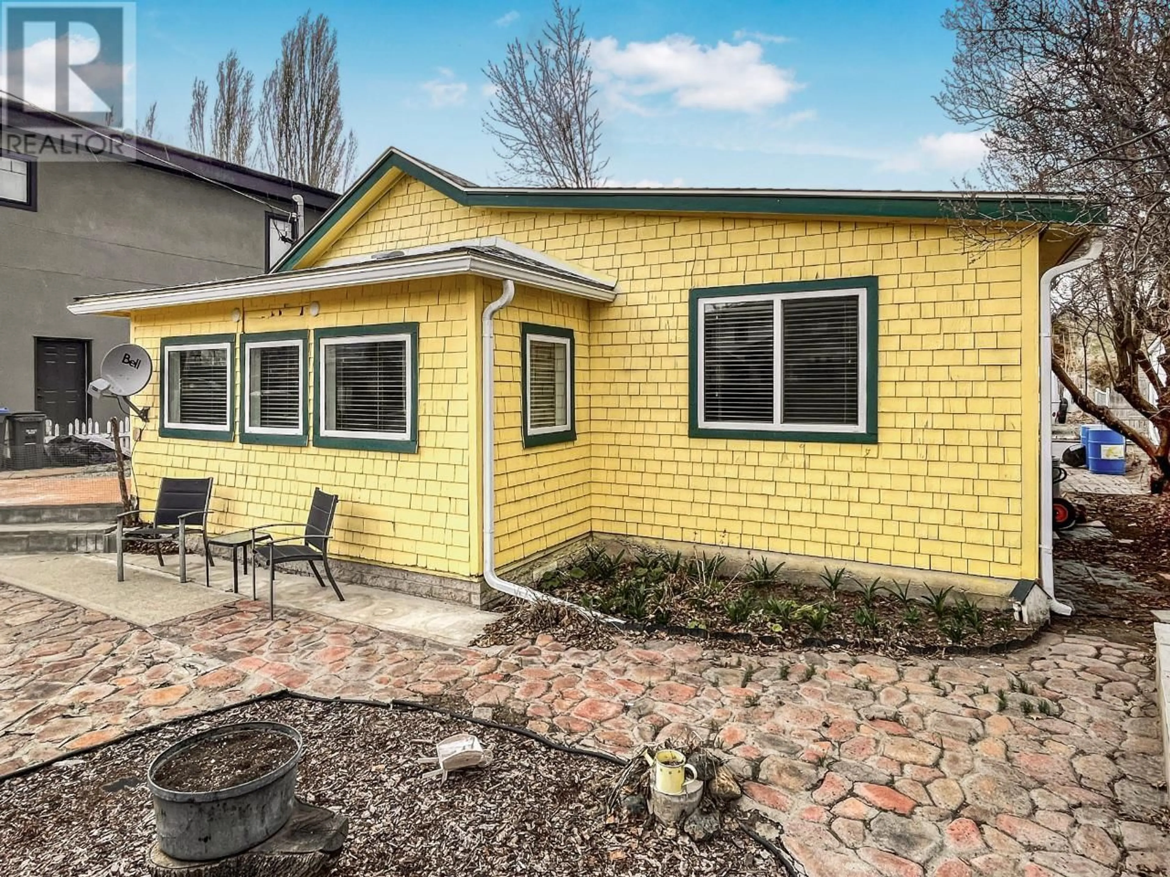 Patio, street for 8310 KINGFISHER DRIVE, Osoyoos British Columbia V0H1V1