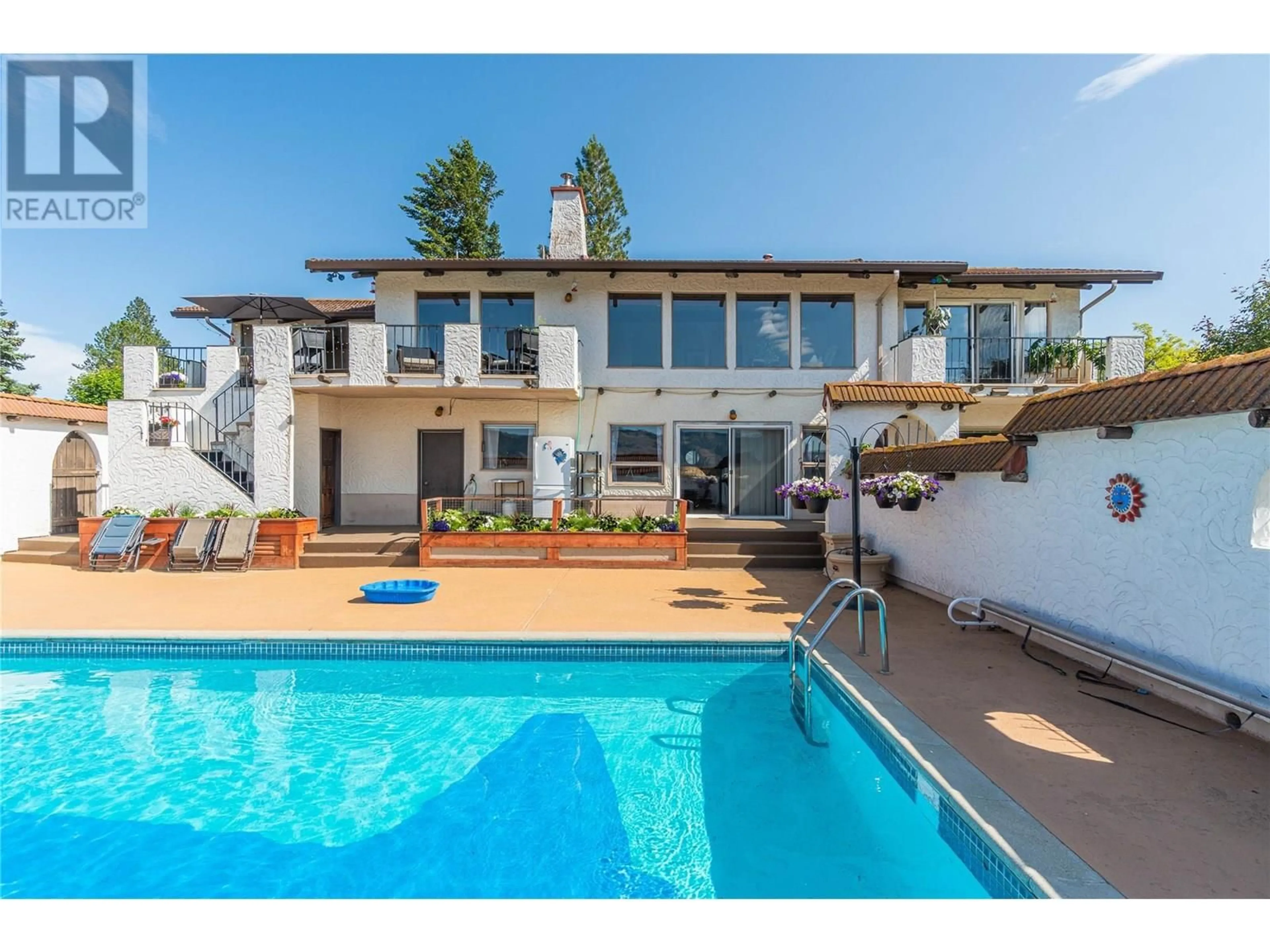 Pool for 5634 COOLRIDGE PLACE, Kamloops British Columbia V2C5C3