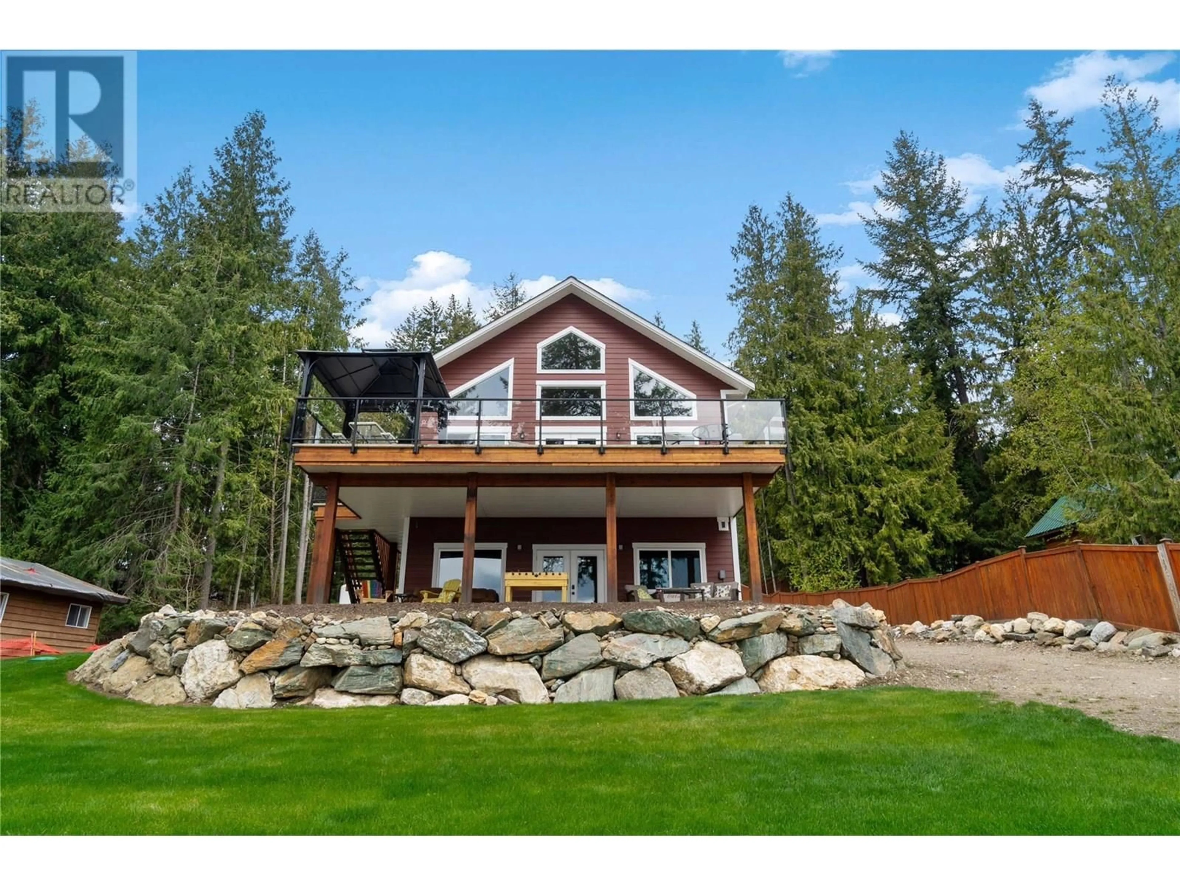 Unknown for 7918 GARDINER ROAD, Anglemont British Columbia V0E1M8