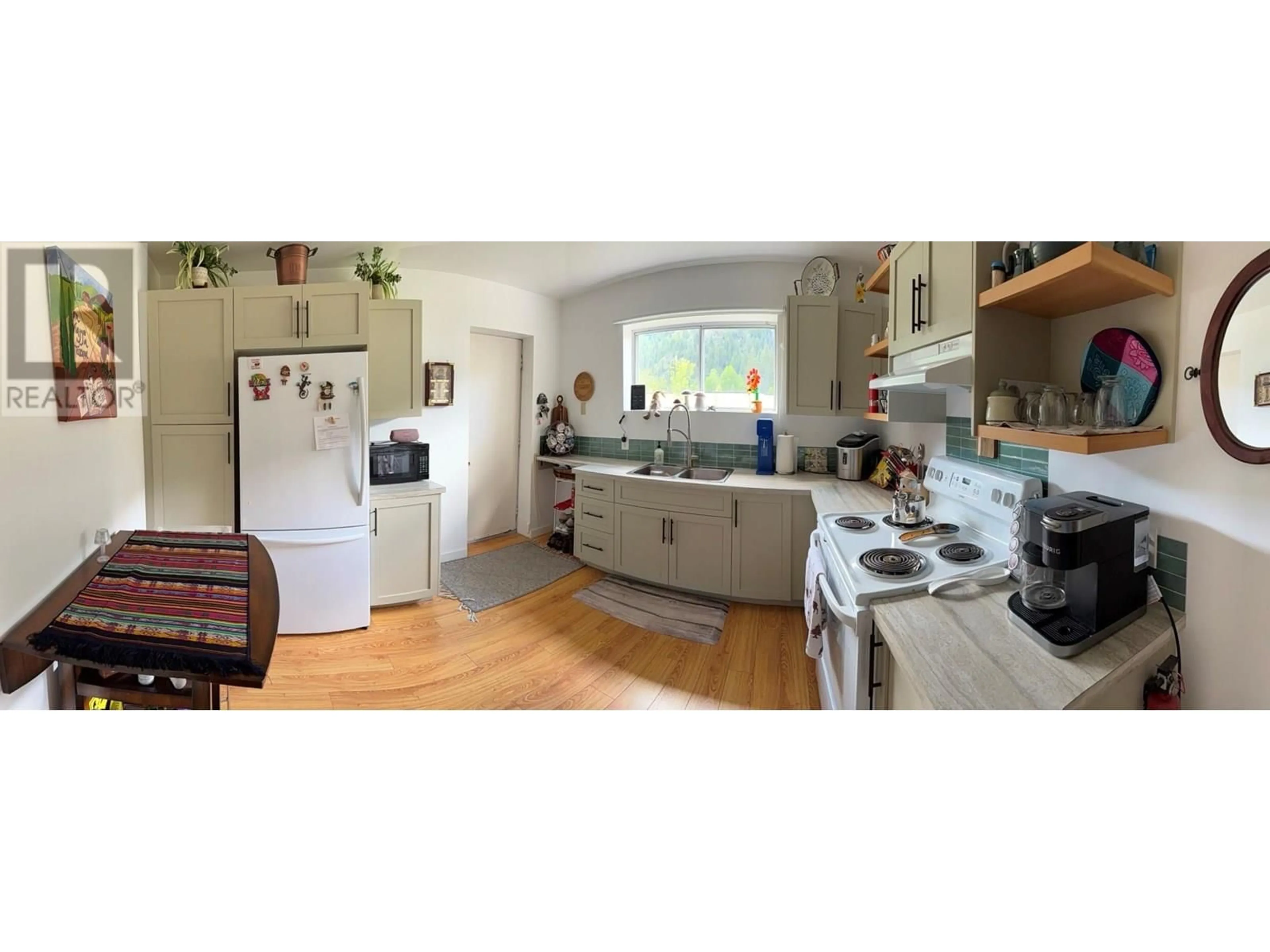 Standard kitchen, unknown for 817 N KIMBERLEY STREET, Greenwood British Columbia V0H1J0