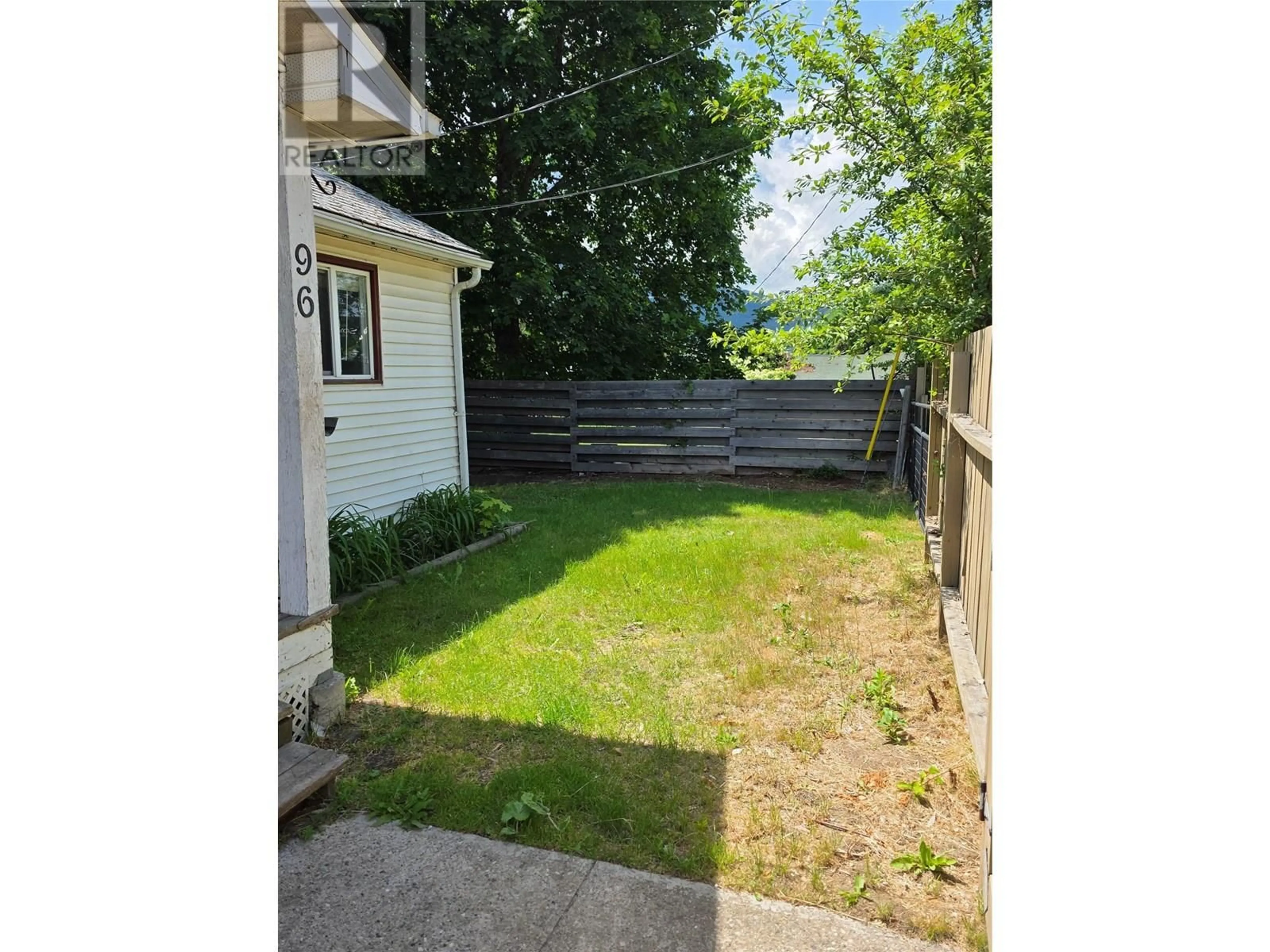 Unknown for 96 BROADWAY STREET EAST, Nakusp British Columbia V0G1R0